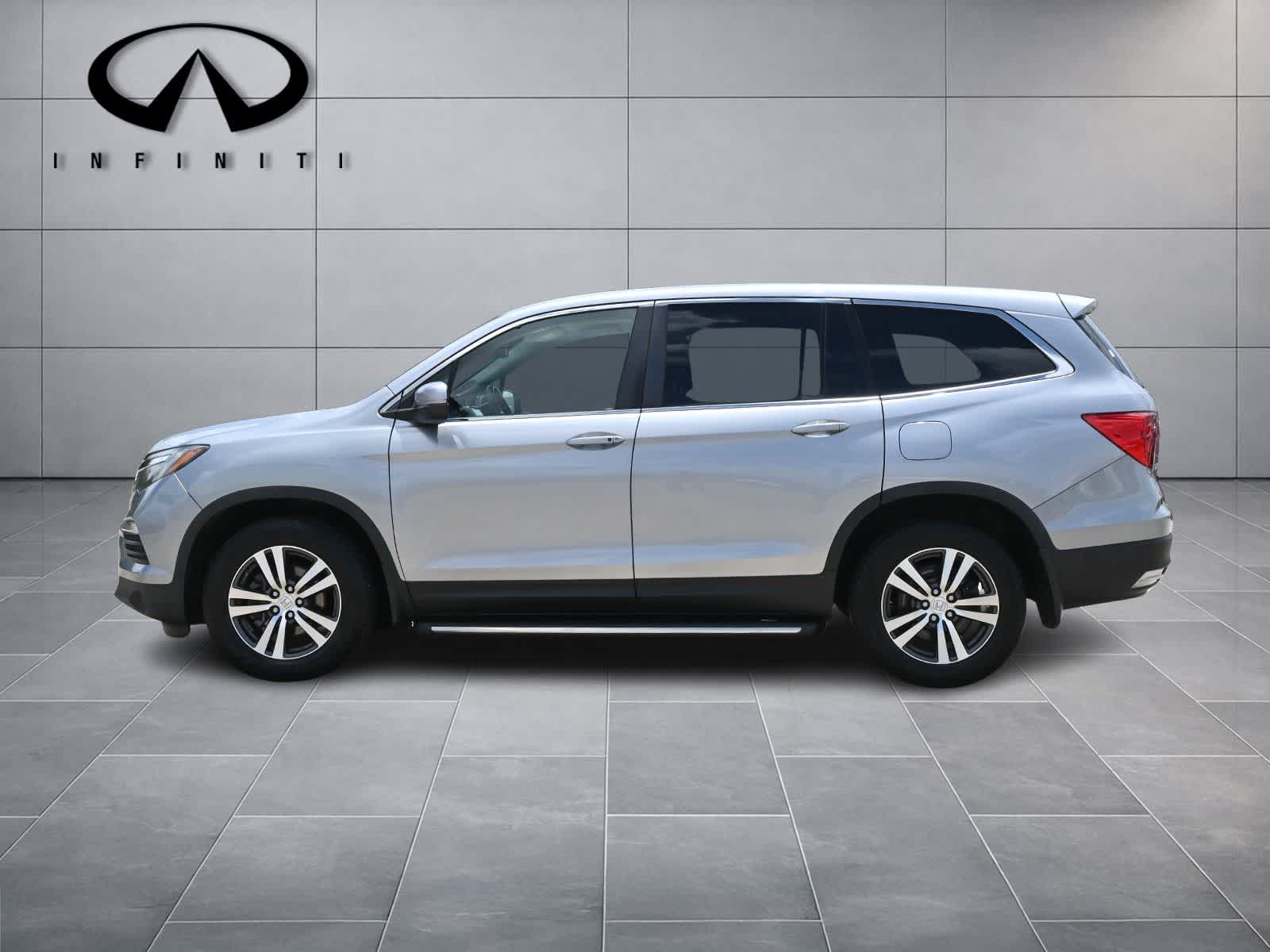 Thumbnail: 2018 Honda Pilot - 4