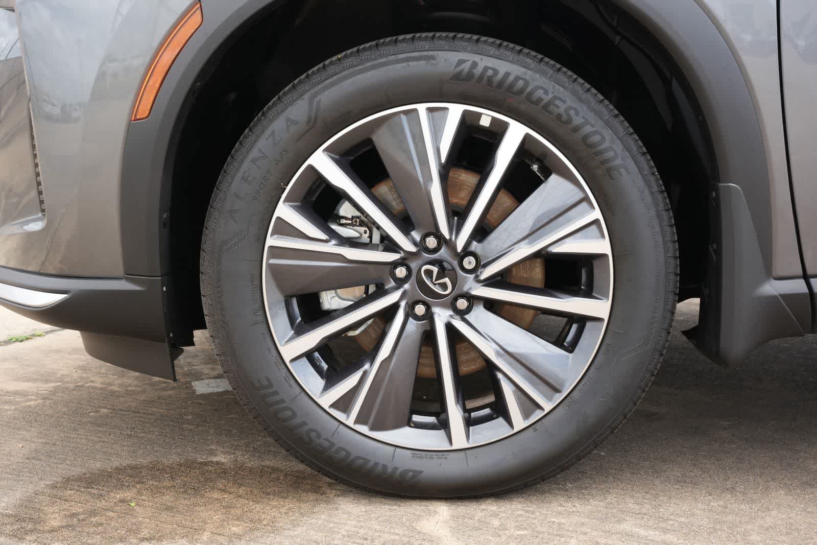 Thumbnail: 2026 INFINITI QX60 - 25