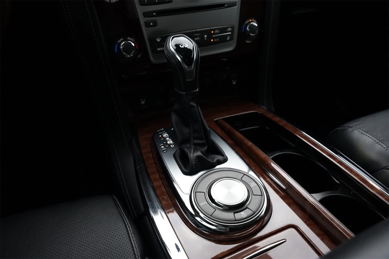 Thumbnail: 2018 INFINITI QX80 - 15