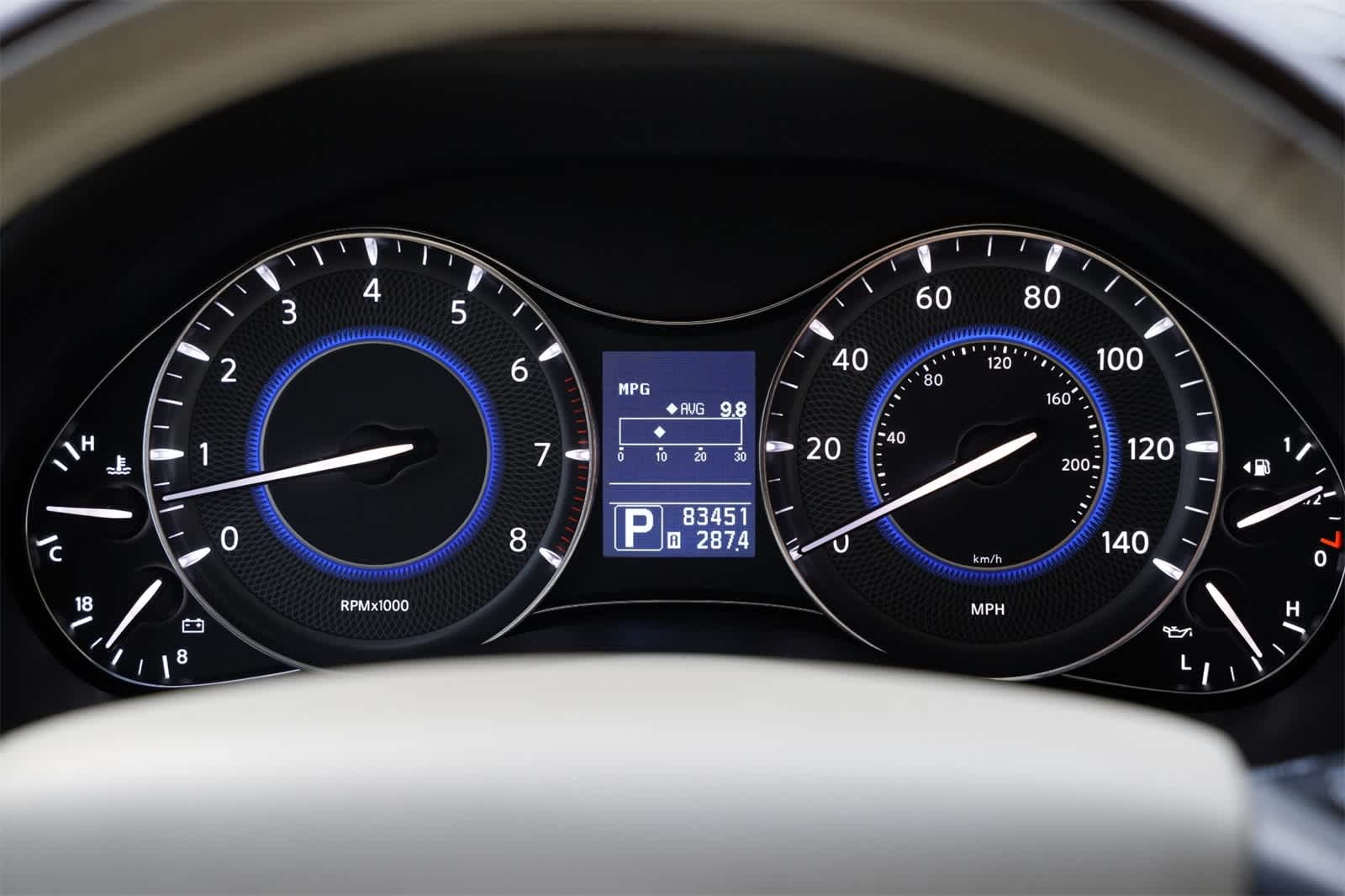 Thumbnail: 2011 INFINITI QX56 - 12