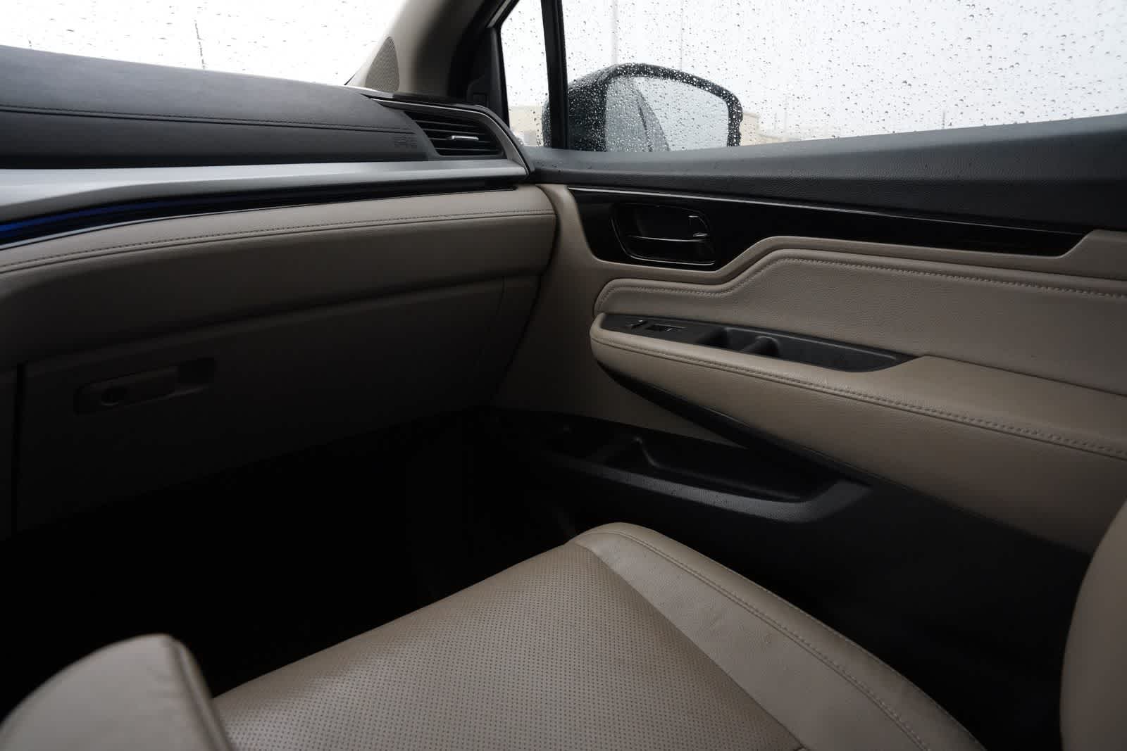 Thumbnail: 2018 Honda Odyssey - 8