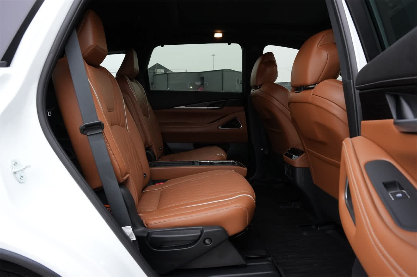 Thumbnail: 2026 INFINITI QX60 - 21