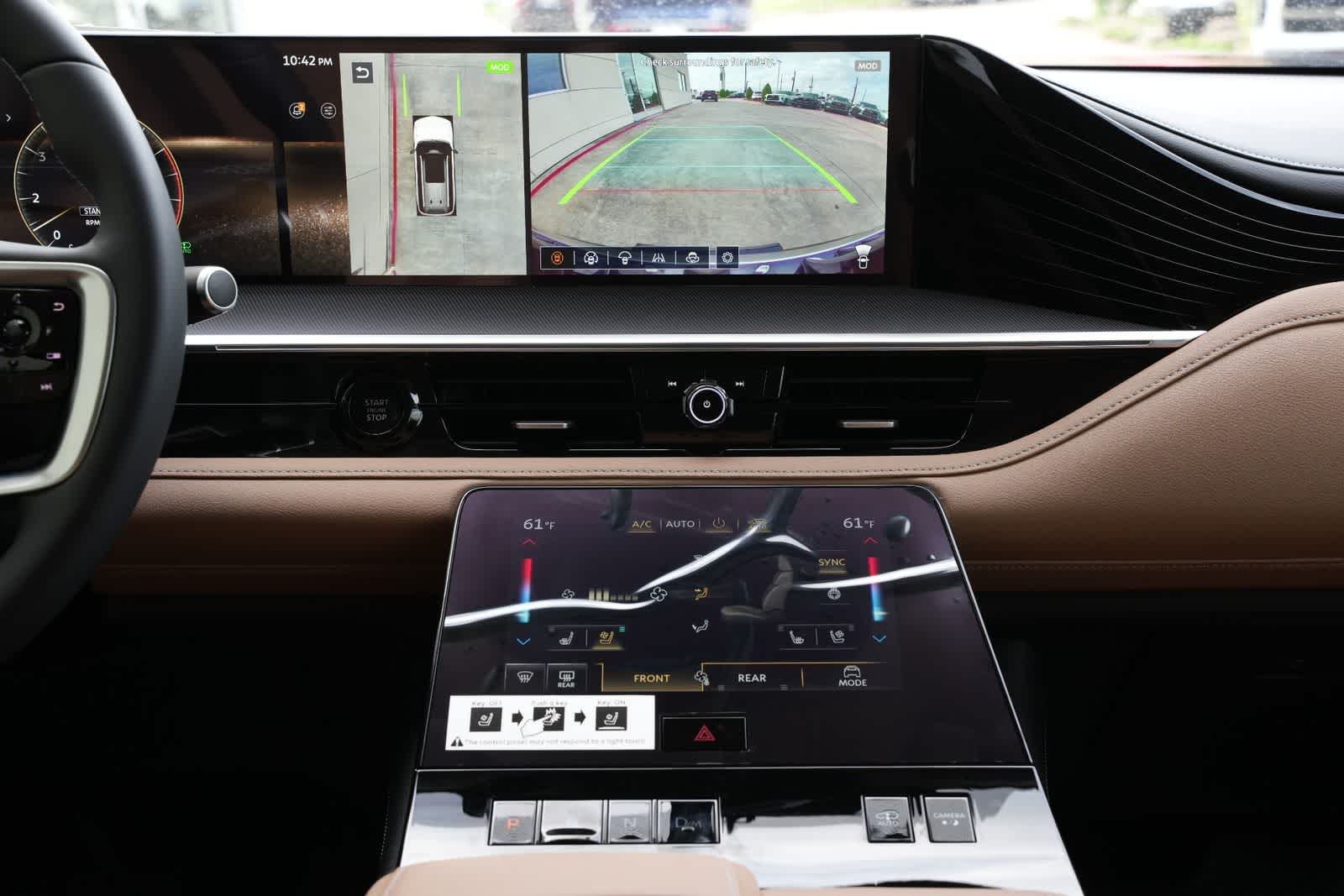Thumbnail: 2026 INFINITI QX80 - 13