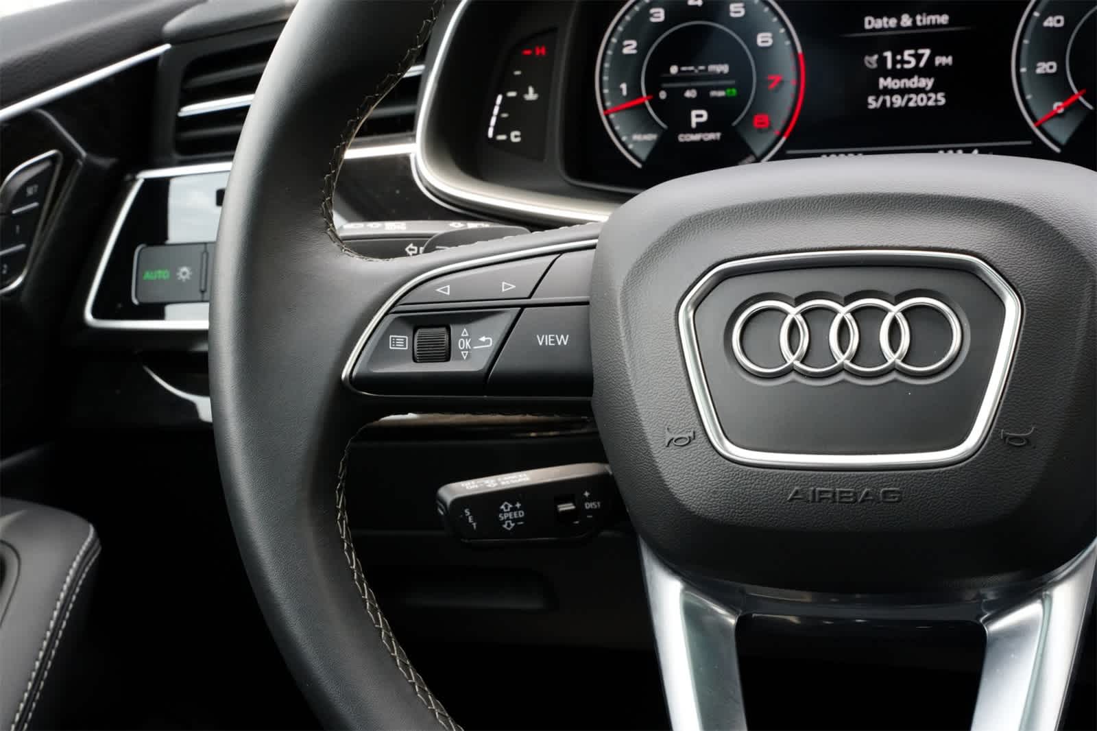 Thumbnail: 2025 Audi Q7 - 10