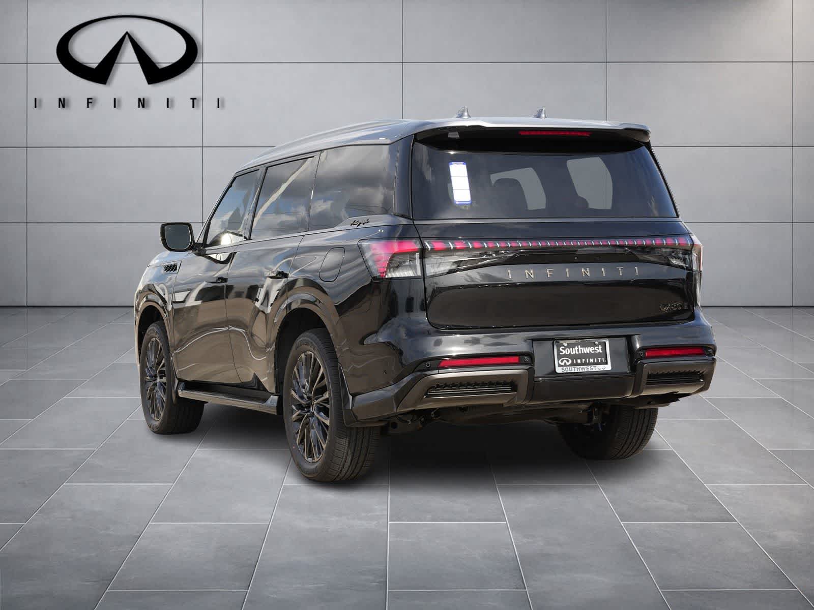 Thumbnail: 2026 INFINITI QX80 - 5