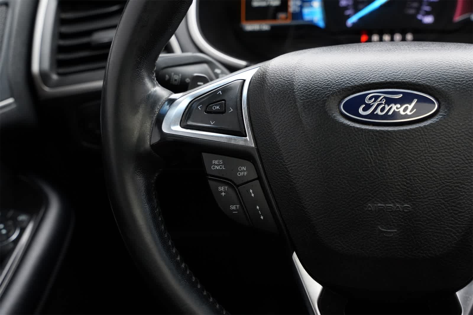 Thumbnail: 2018 Ford Edge - 10