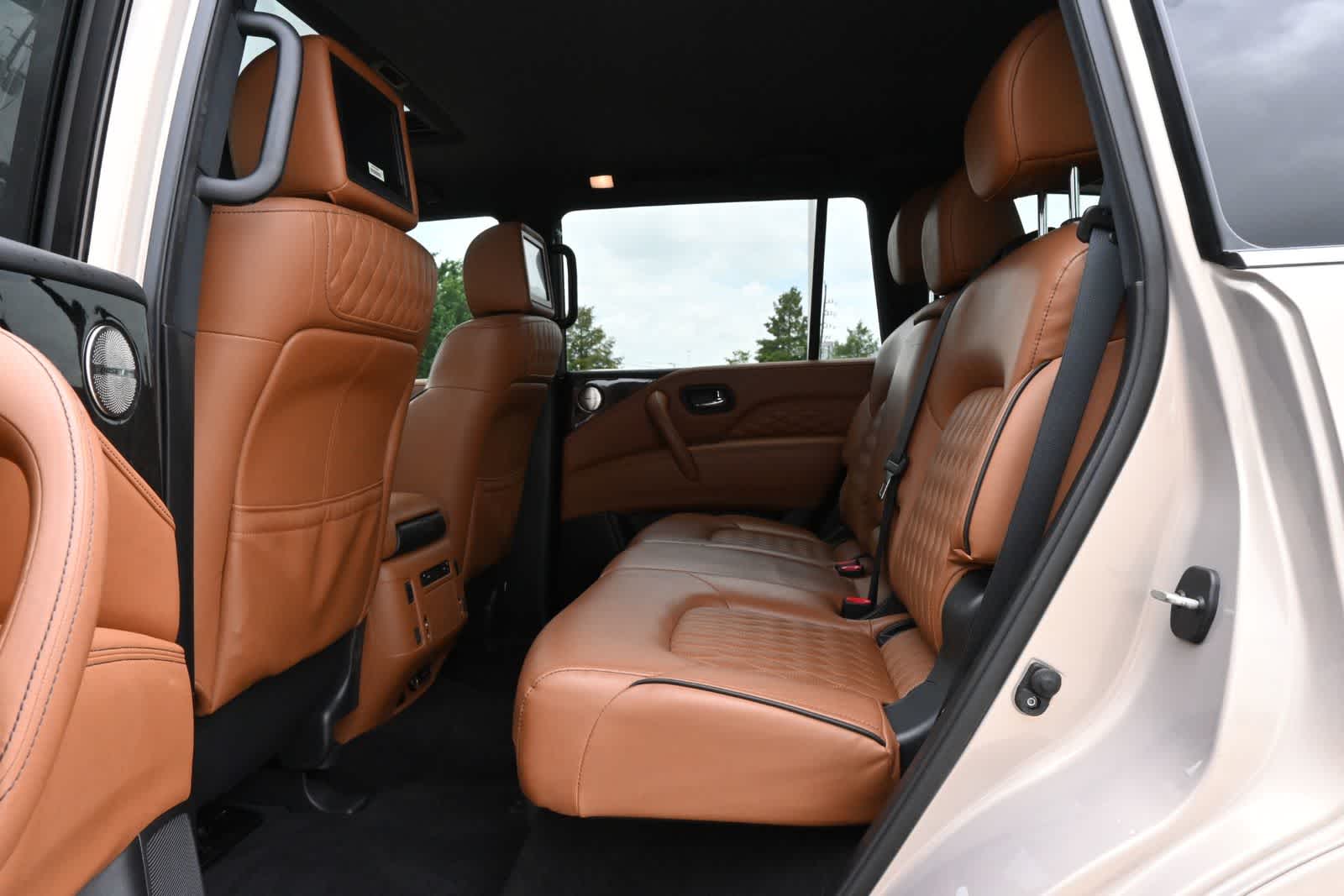 Thumbnail: 2021 INFINITI QX80 - 19