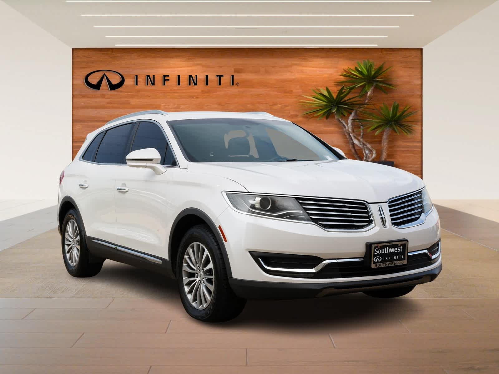 Thumbnail: 2018 Lincoln MKX - 3