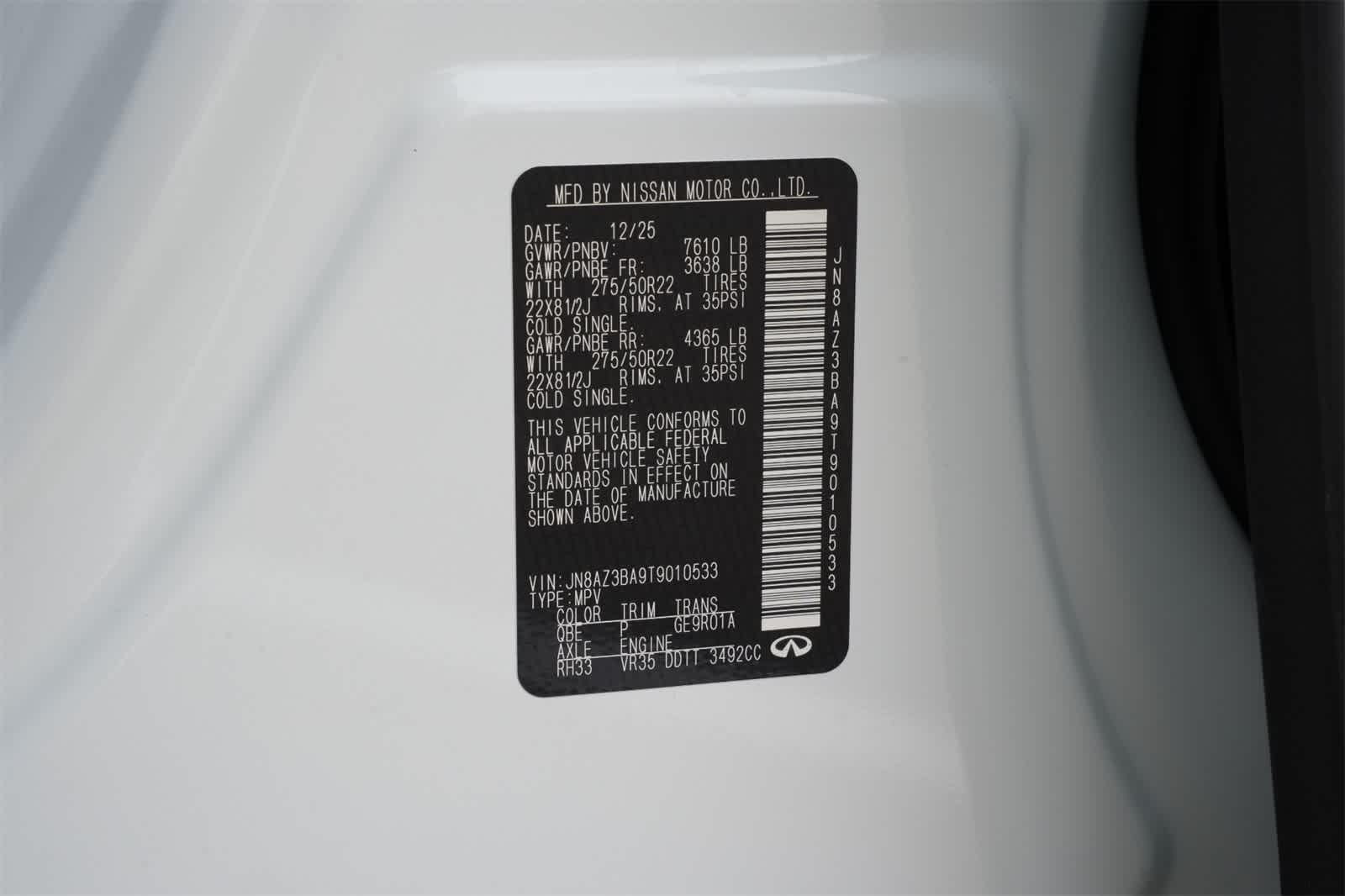 Thumbnail: 2026 INFINITI QX80 - 19