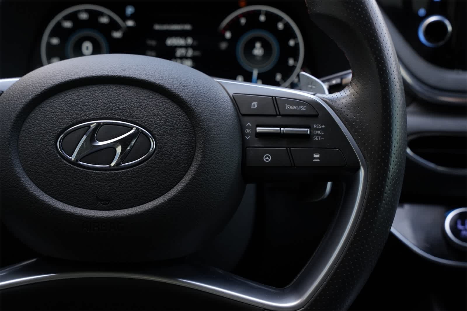 Thumbnail: 2021 Hyundai Sonata - 9