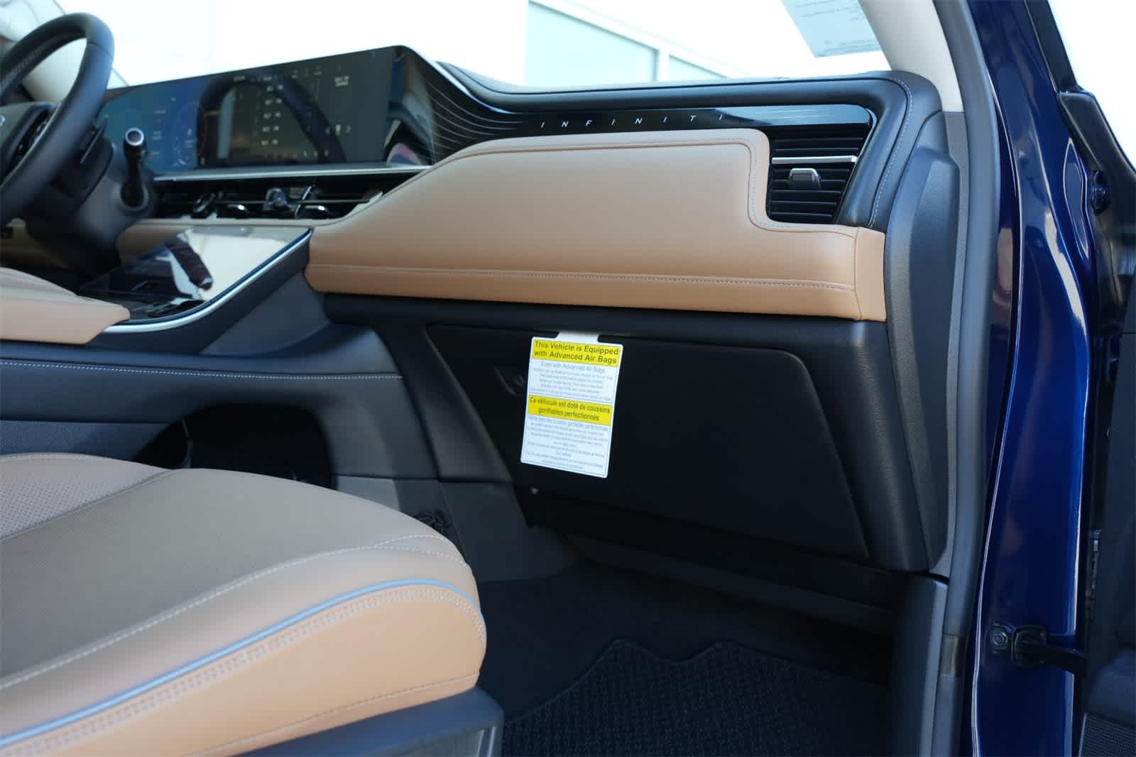 Thumbnail: 2025 INFINITI QX80 - 23