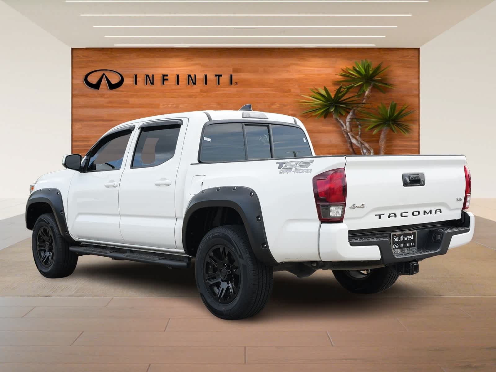 Thumbnail: 2022 Toyota Tacoma - 5