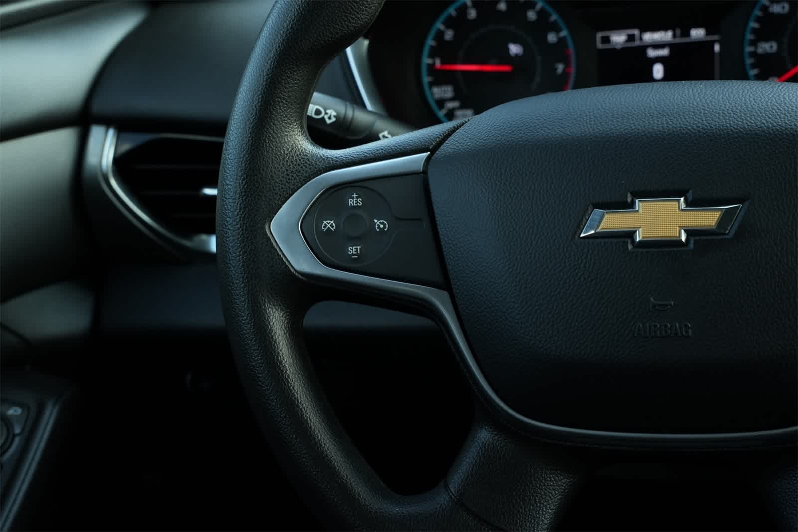 Thumbnail: 2020 Chevrolet Traverse - 10