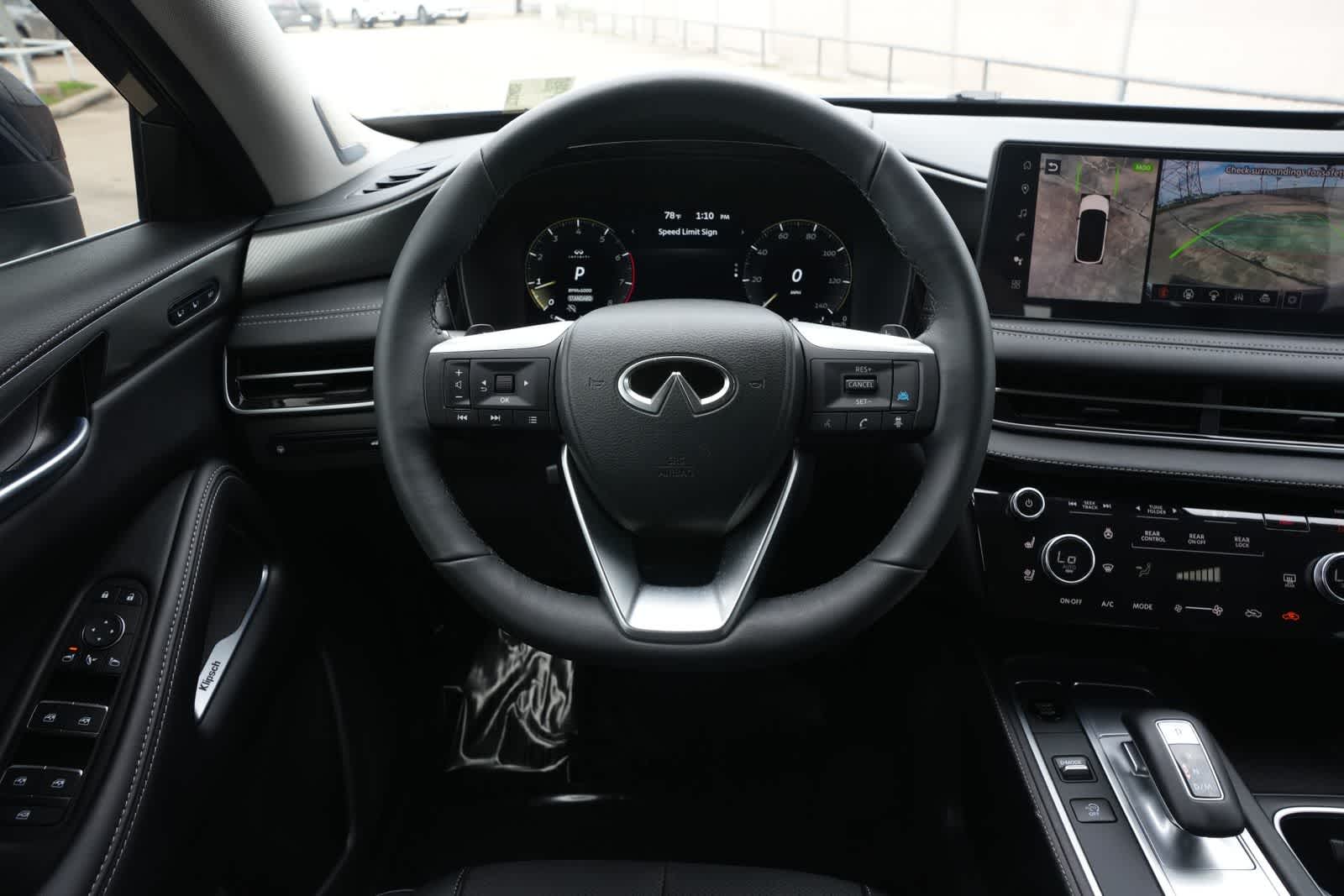 Thumbnail: 2026 INFINITI QX60 - 9