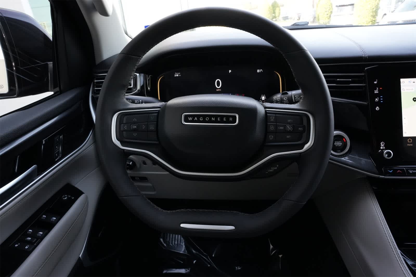 Thumbnail: 2022 Jeep Wagoneer - 9