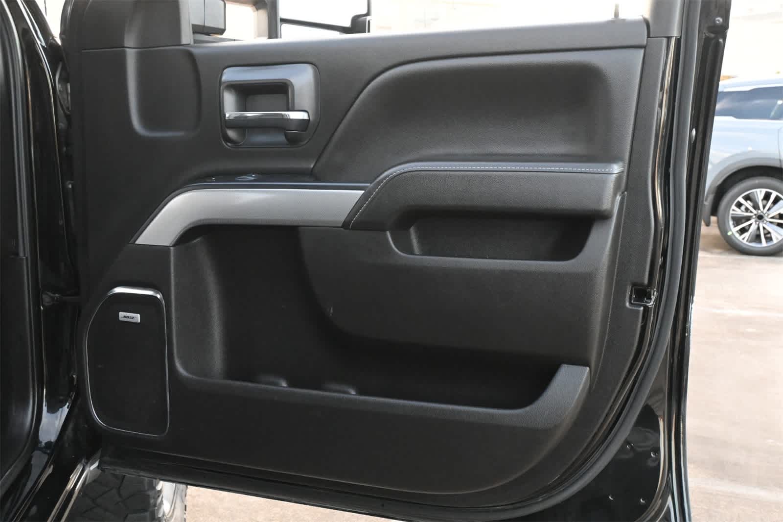 Thumbnail: 2019 Chevrolet Silverado 2500 - 23