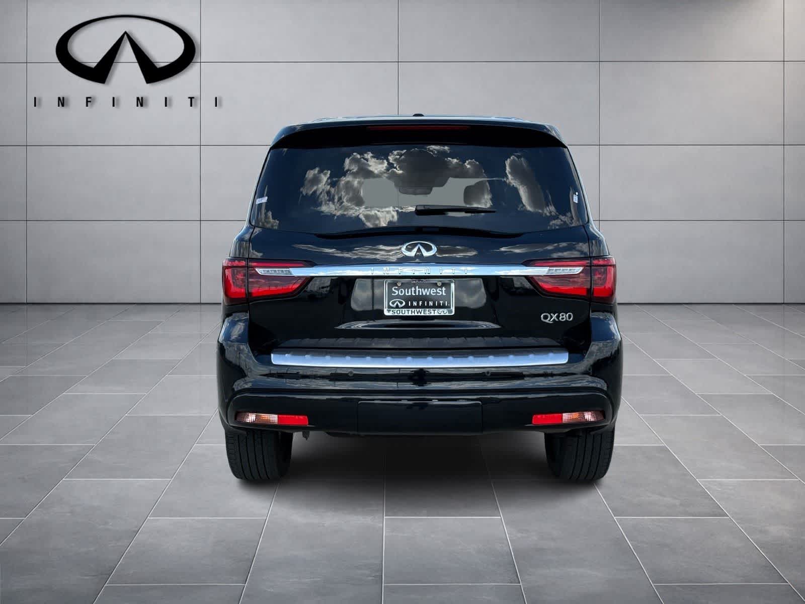 Thumbnail: 2023 INFINITI QX80 - 6