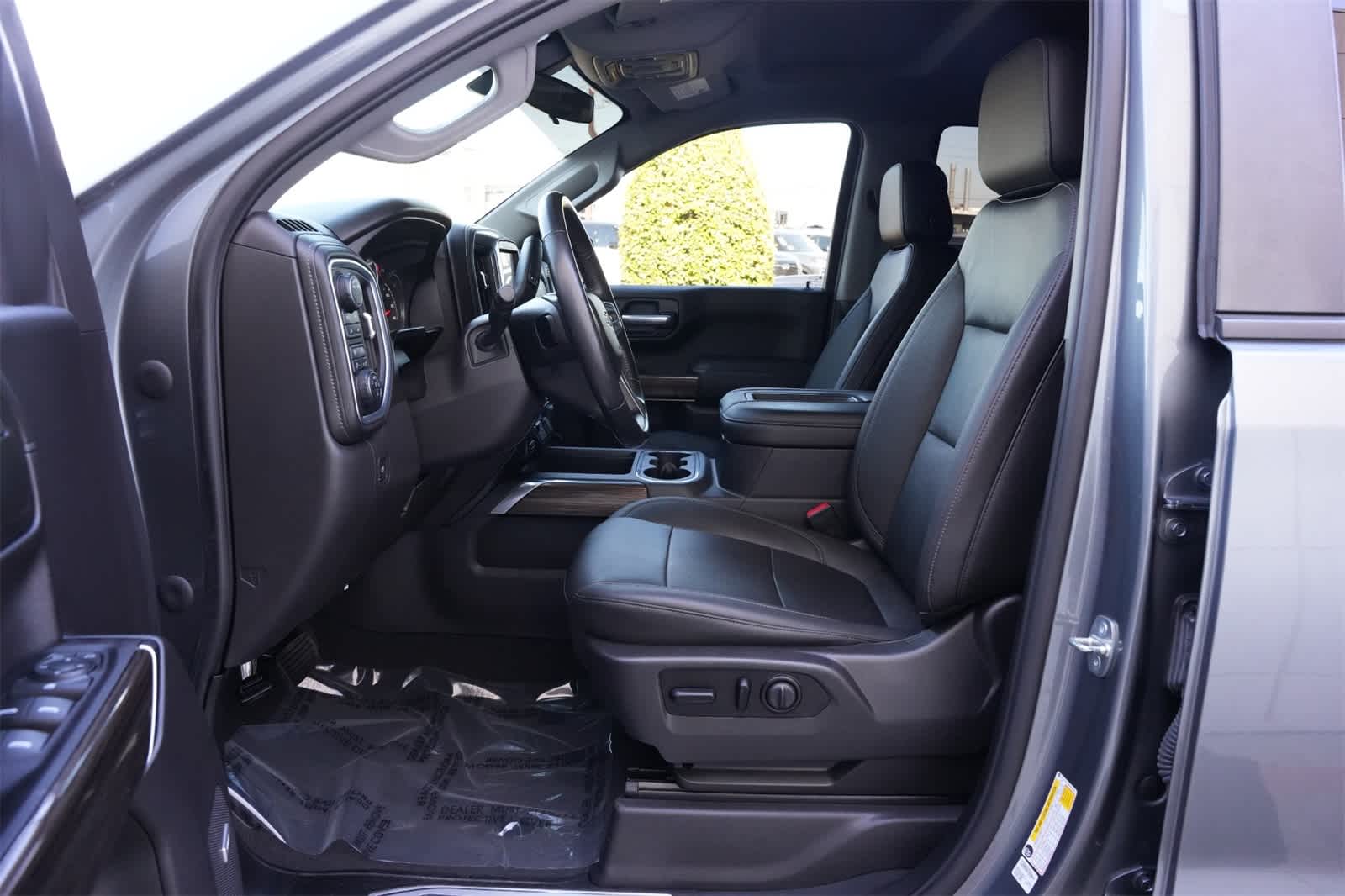 Thumbnail: 2021 Chevrolet Silverado 1500 - 17