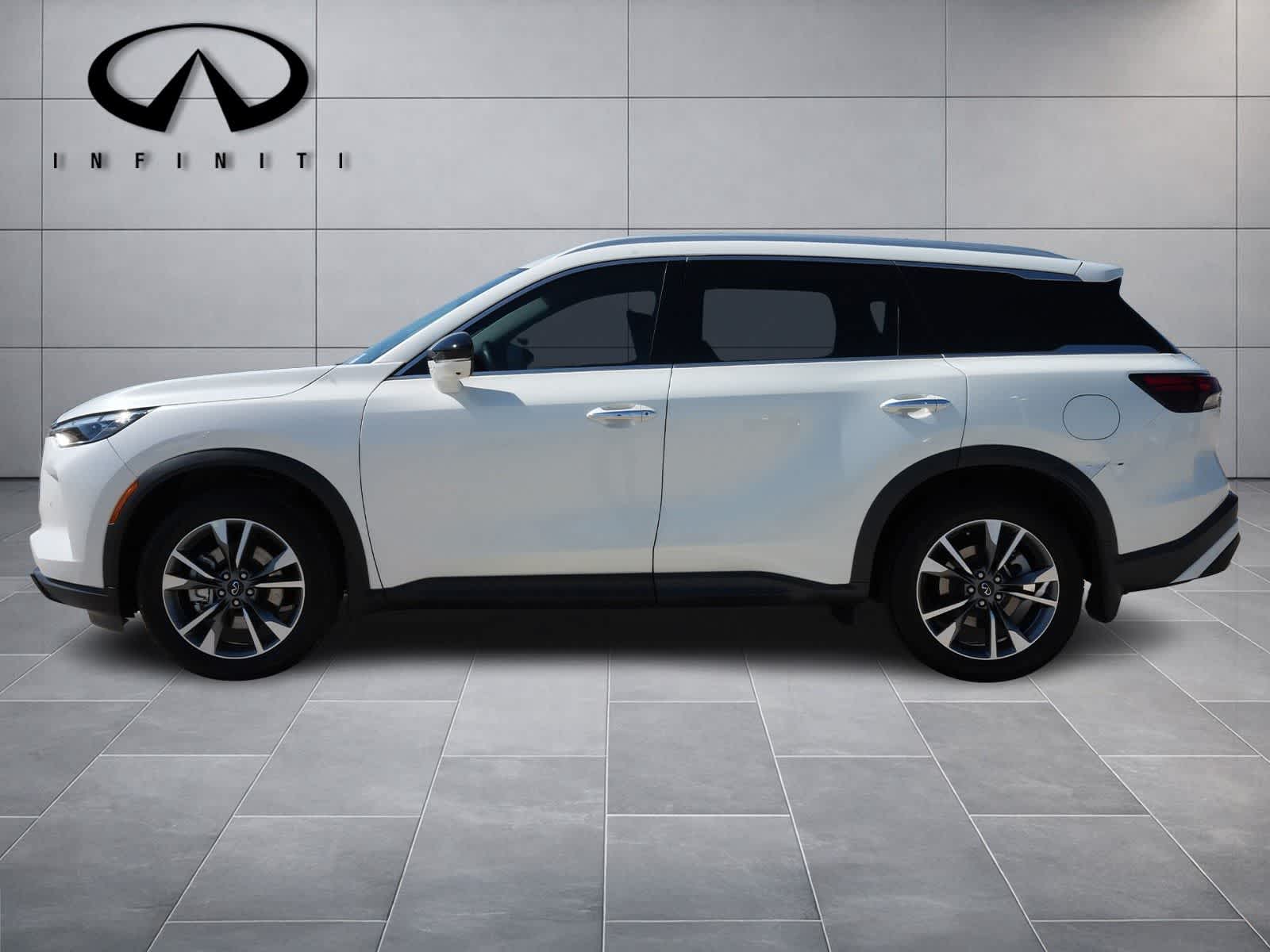 Thumbnail: 2023 INFINITI QX60 - 4