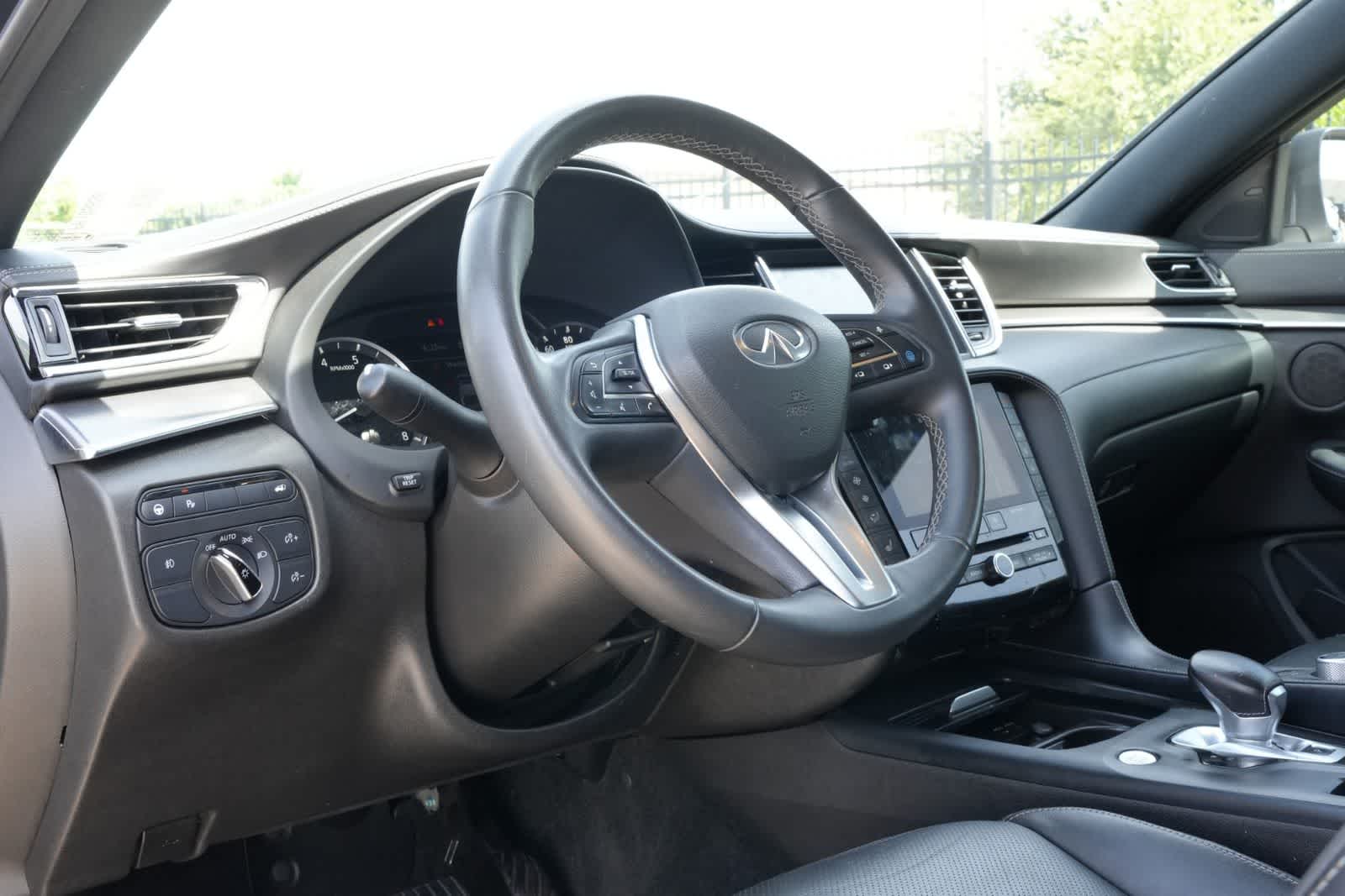 Thumbnail: 2023 INFINITI QX55 - 12