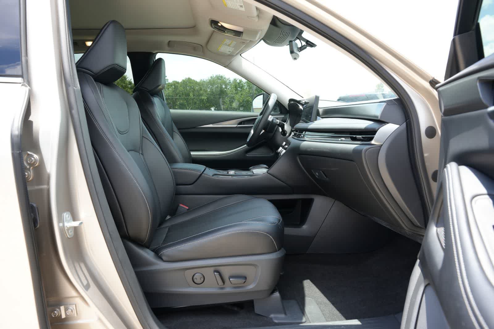 Thumbnail: 2024 INFINITI QX60 - 23