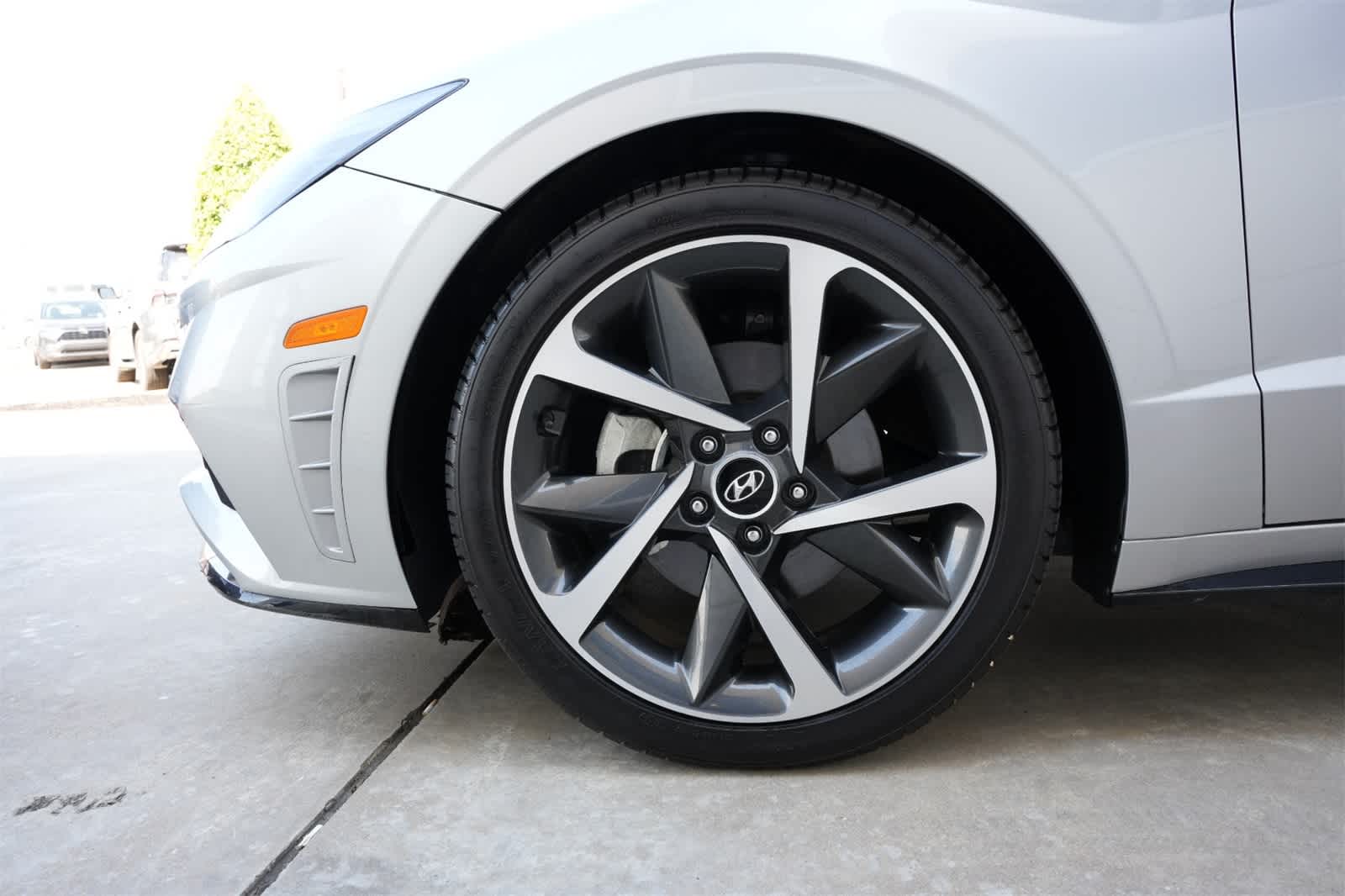 Thumbnail: 2021 Hyundai Sonata - 24