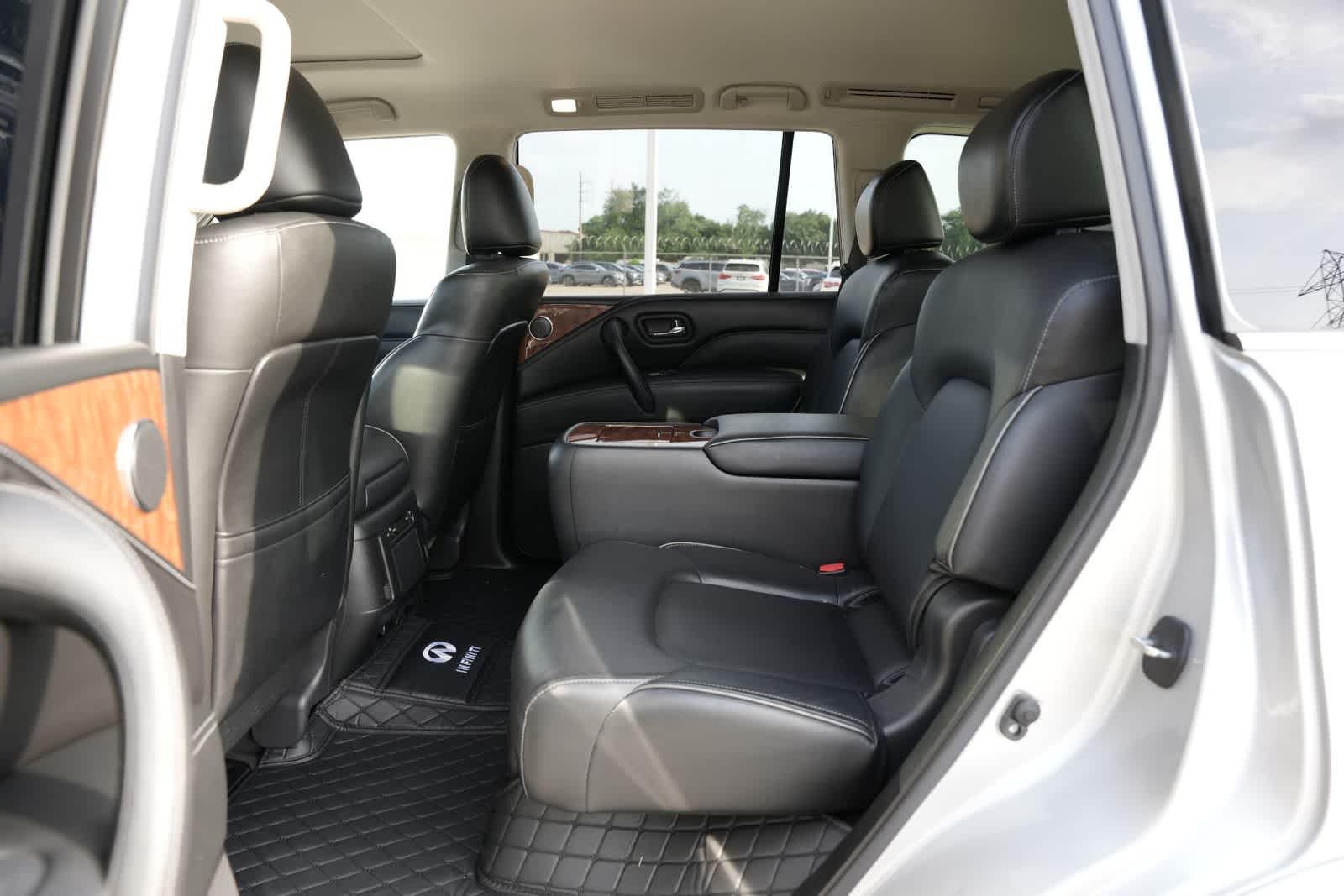 Thumbnail: 2019 INFINITI QX80 - 19