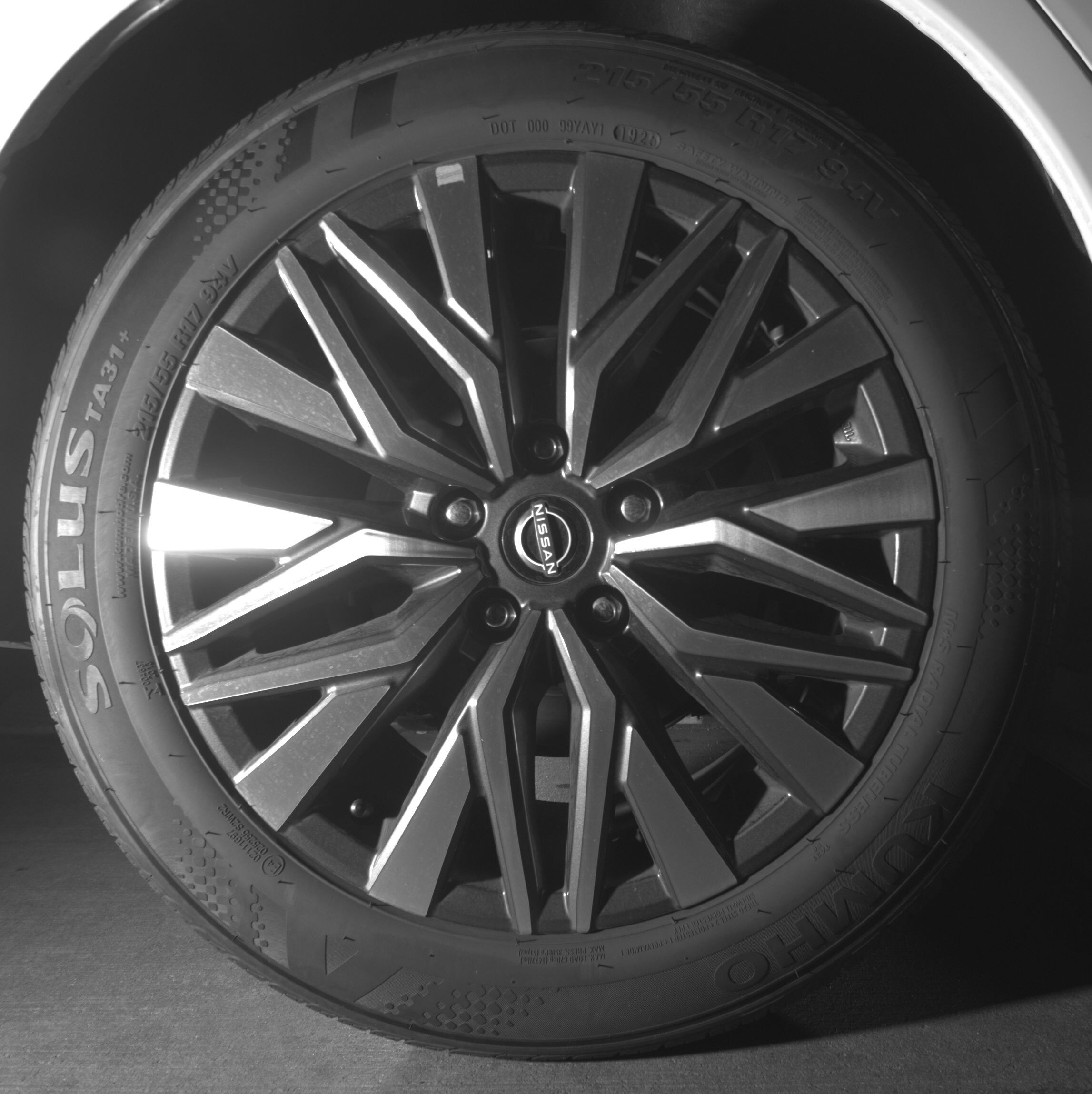 Thumbnail: 2025 Nissan Altima - 12