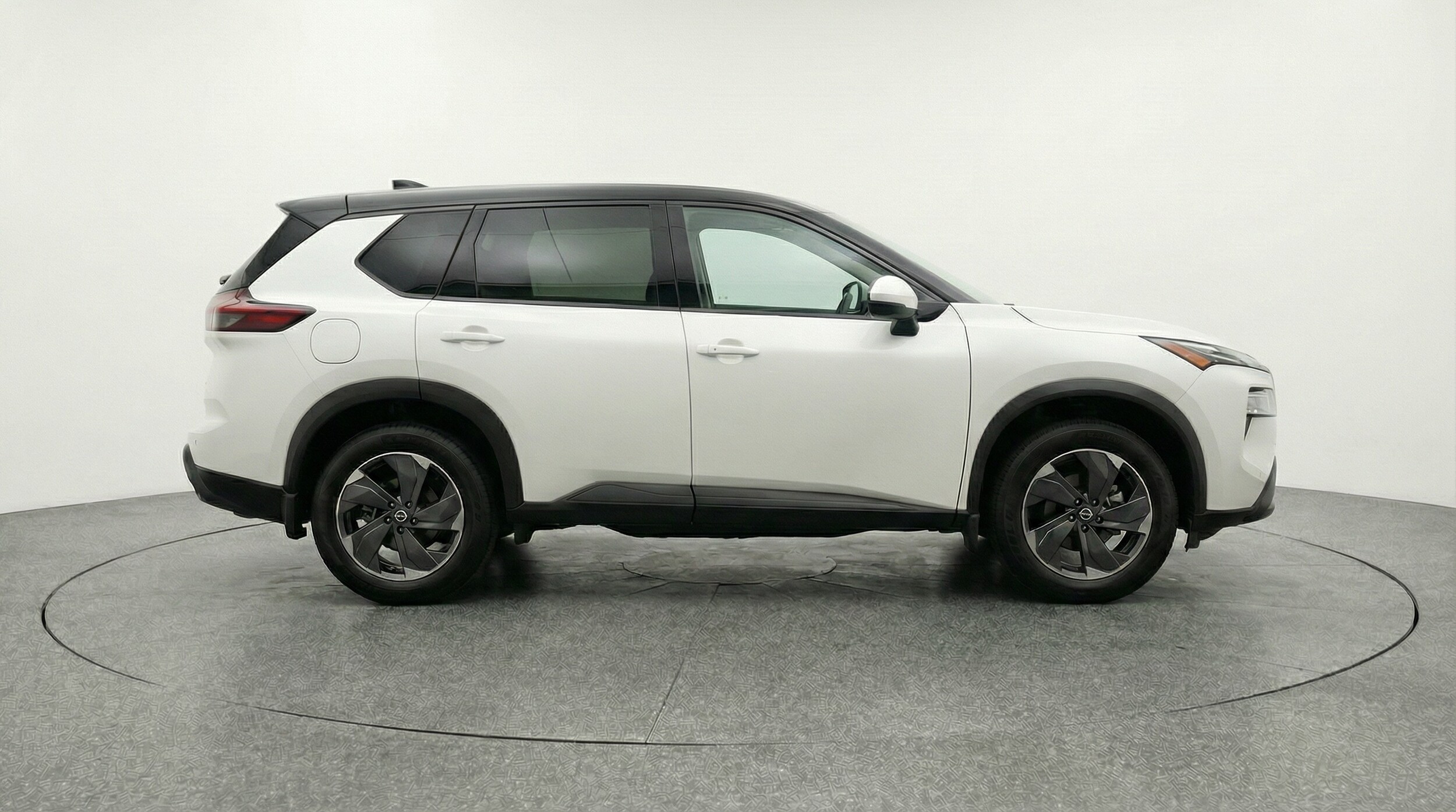 Thumbnail: 2025 Nissan Rogue - 8