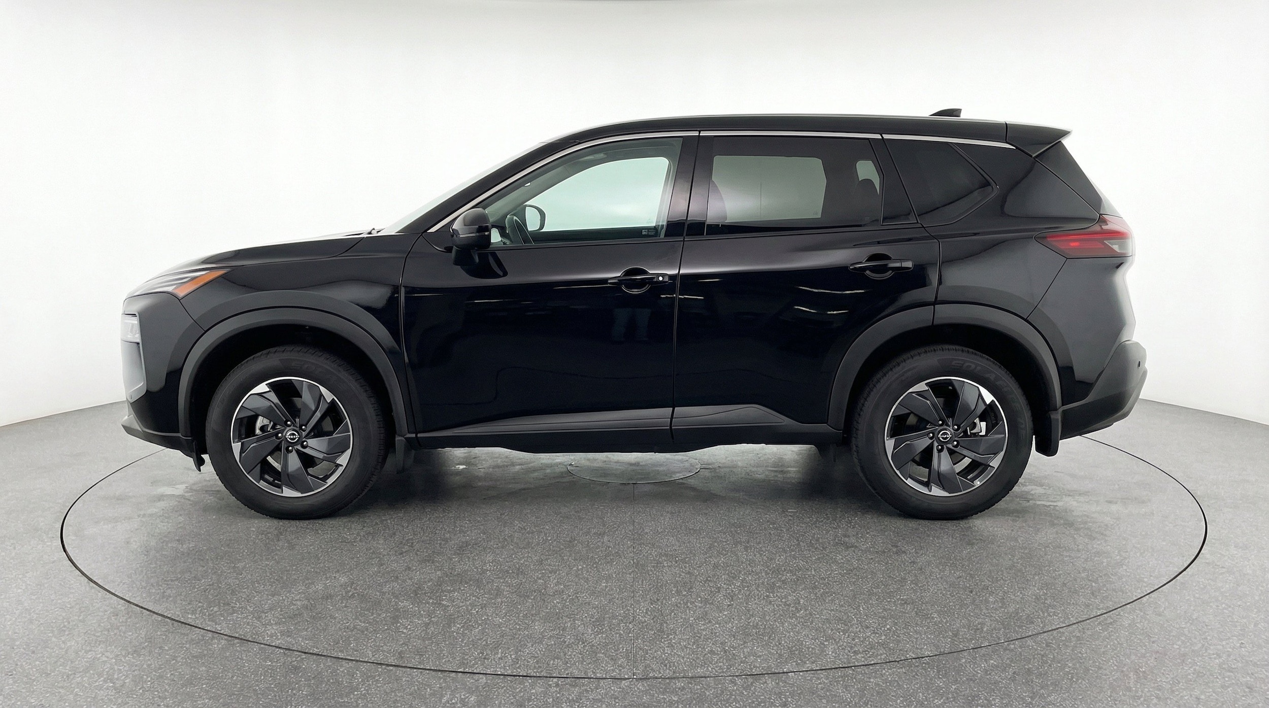 Thumbnail: 2025 Nissan Rogue - 5