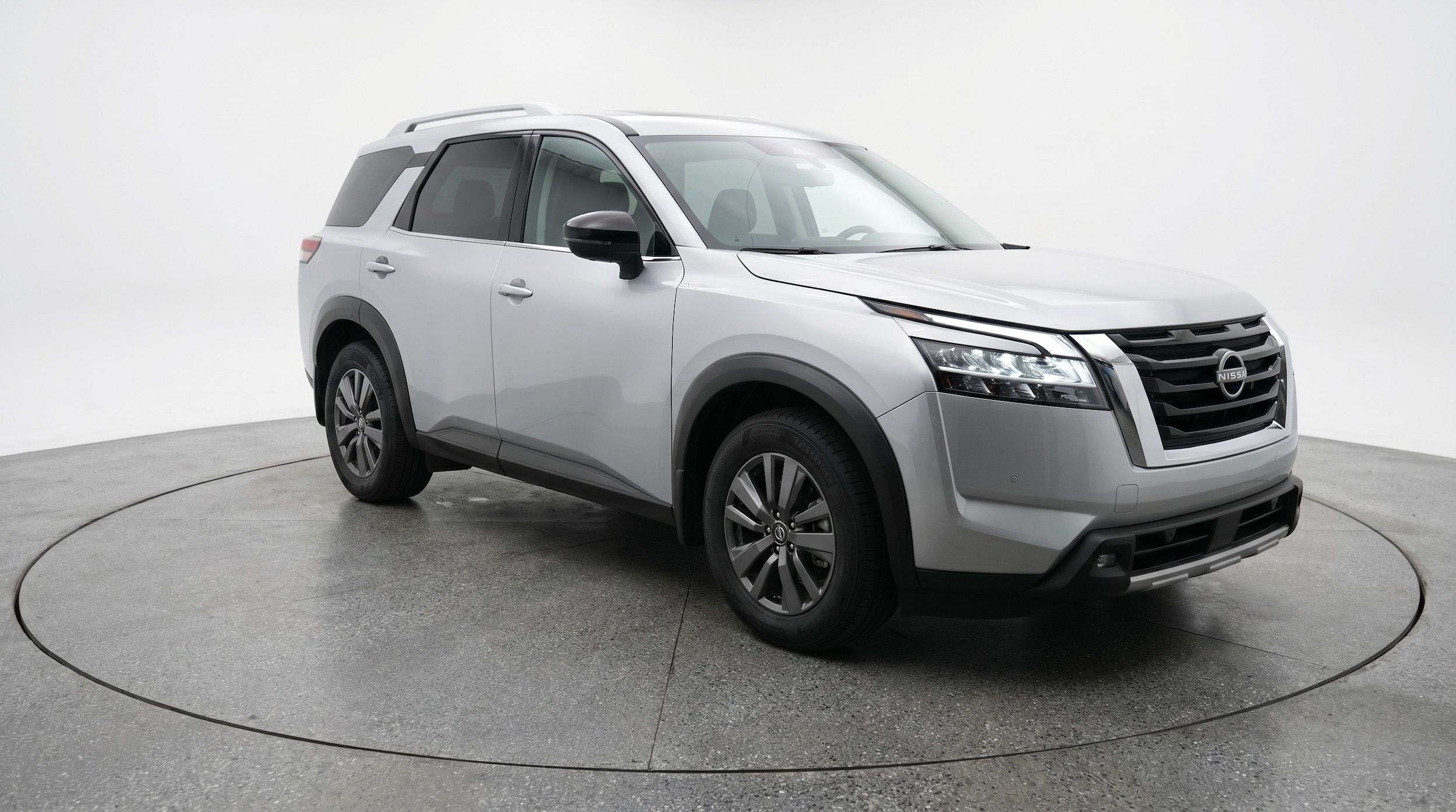 Thumbnail: 2025 Nissan Pathfinder - 1