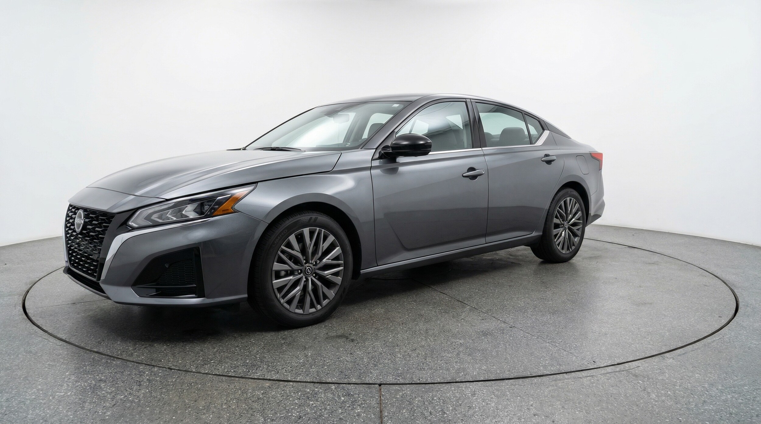 Thumbnail: 2025 Nissan Altima - 3