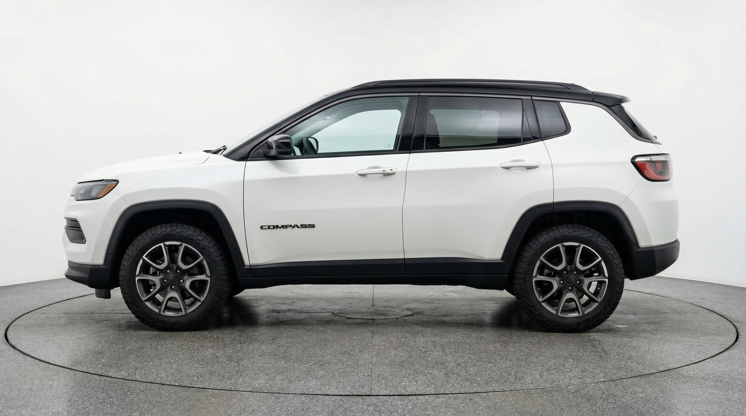 Thumbnail: 2025 Jeep Compass - 4