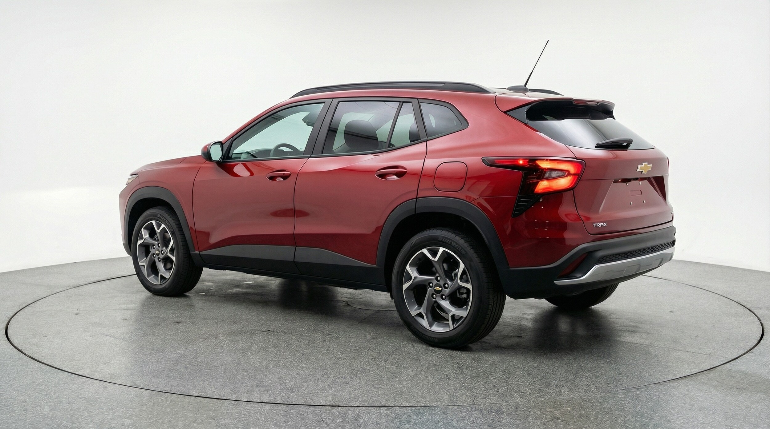 Thumbnail: 2025 Chevrolet Trax - 5