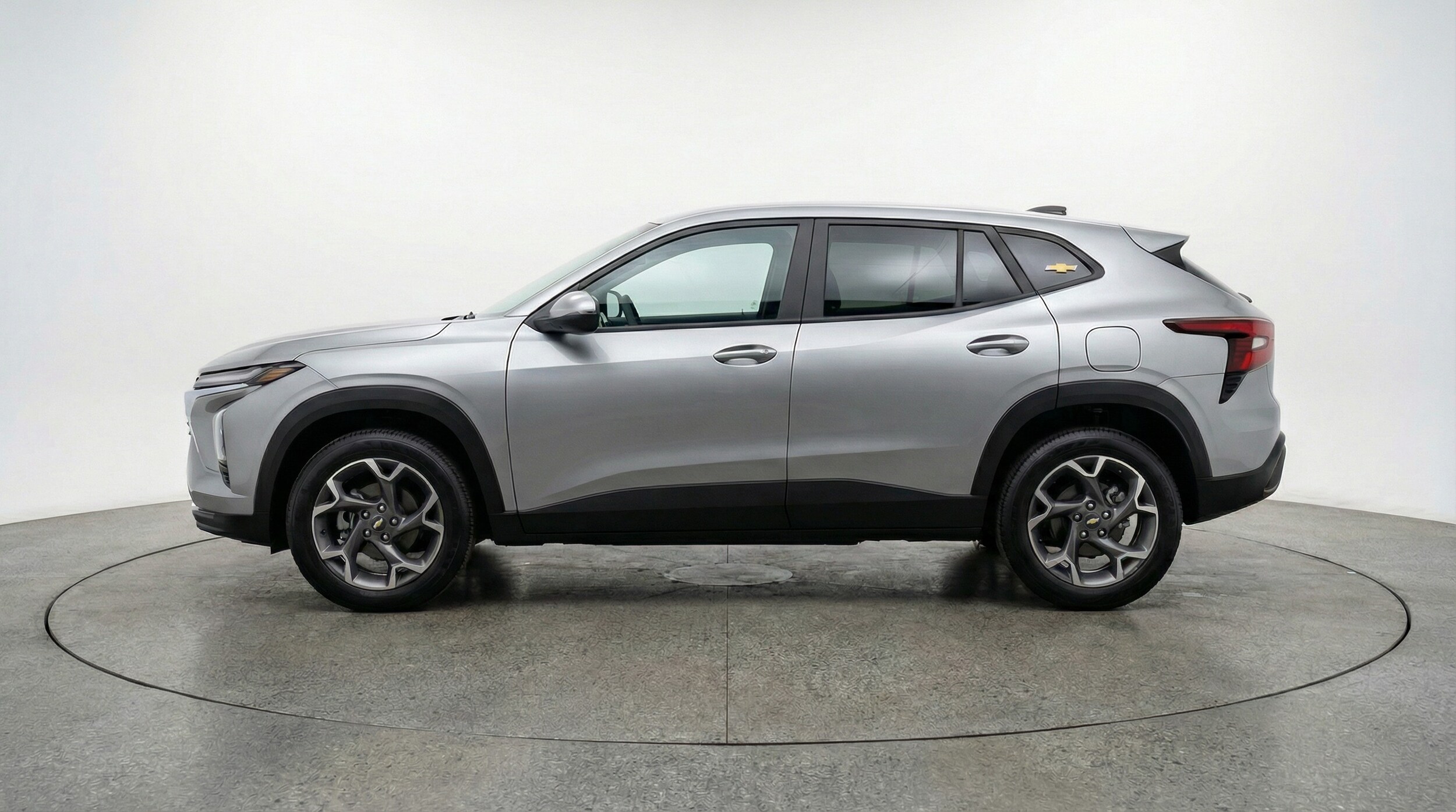 Thumbnail: 2025 Chevrolet Trax - 4