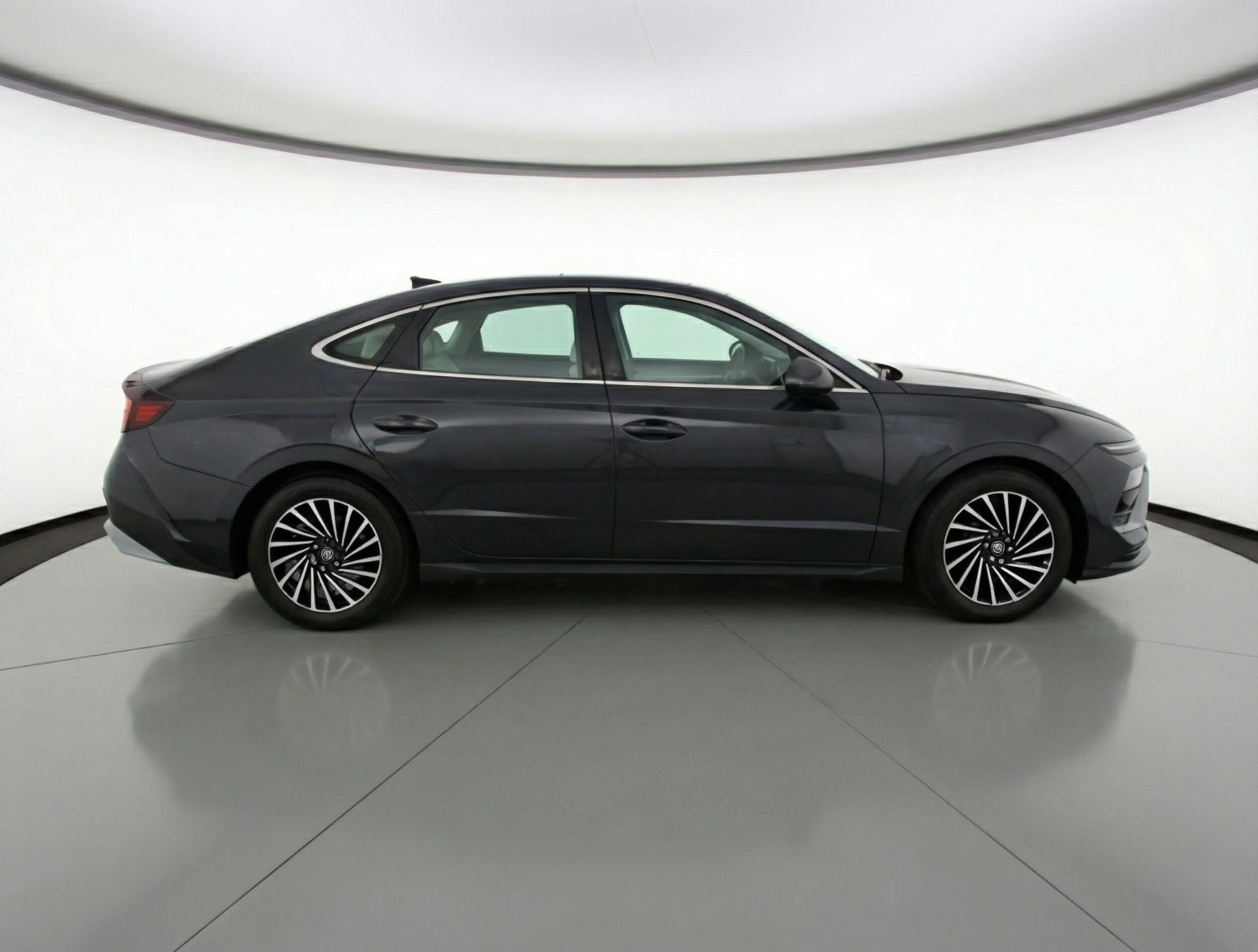 Thumbnail: 2025 Hyundai Sonata - 8