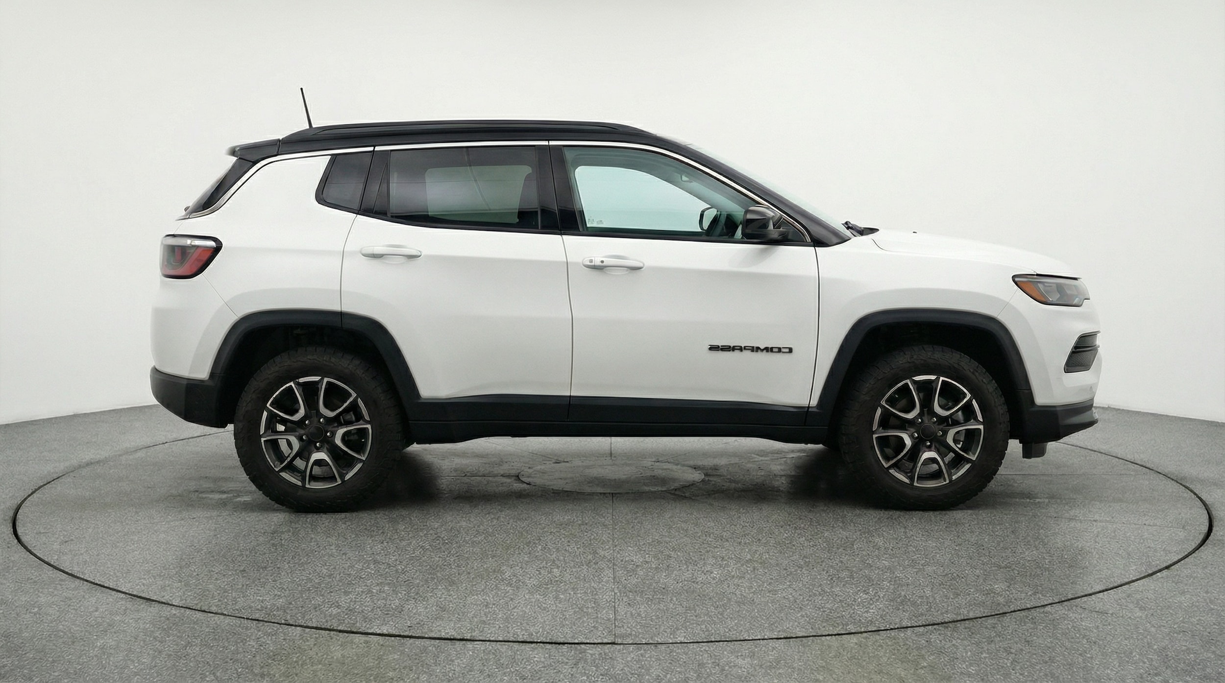 Thumbnail: 2025 Jeep Compass - 8
