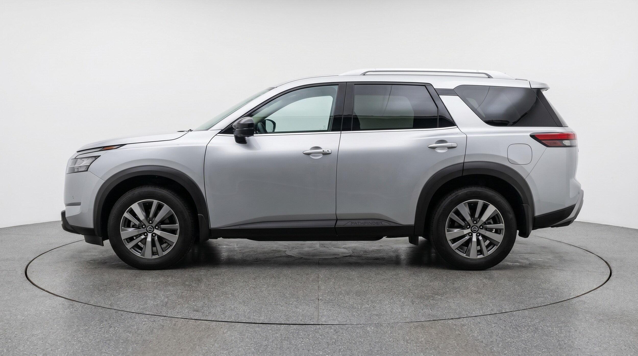 Thumbnail: 2025 Nissan Pathfinder - 4