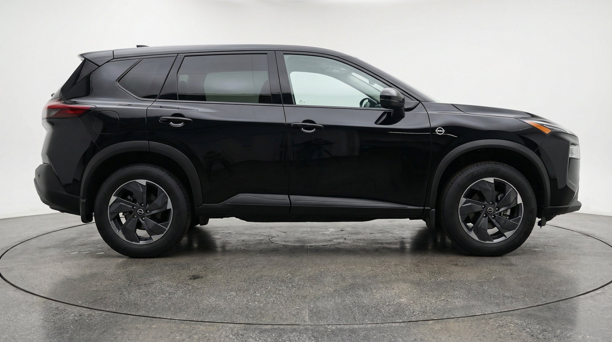 Thumbnail: 2025 Nissan Rogue - 11