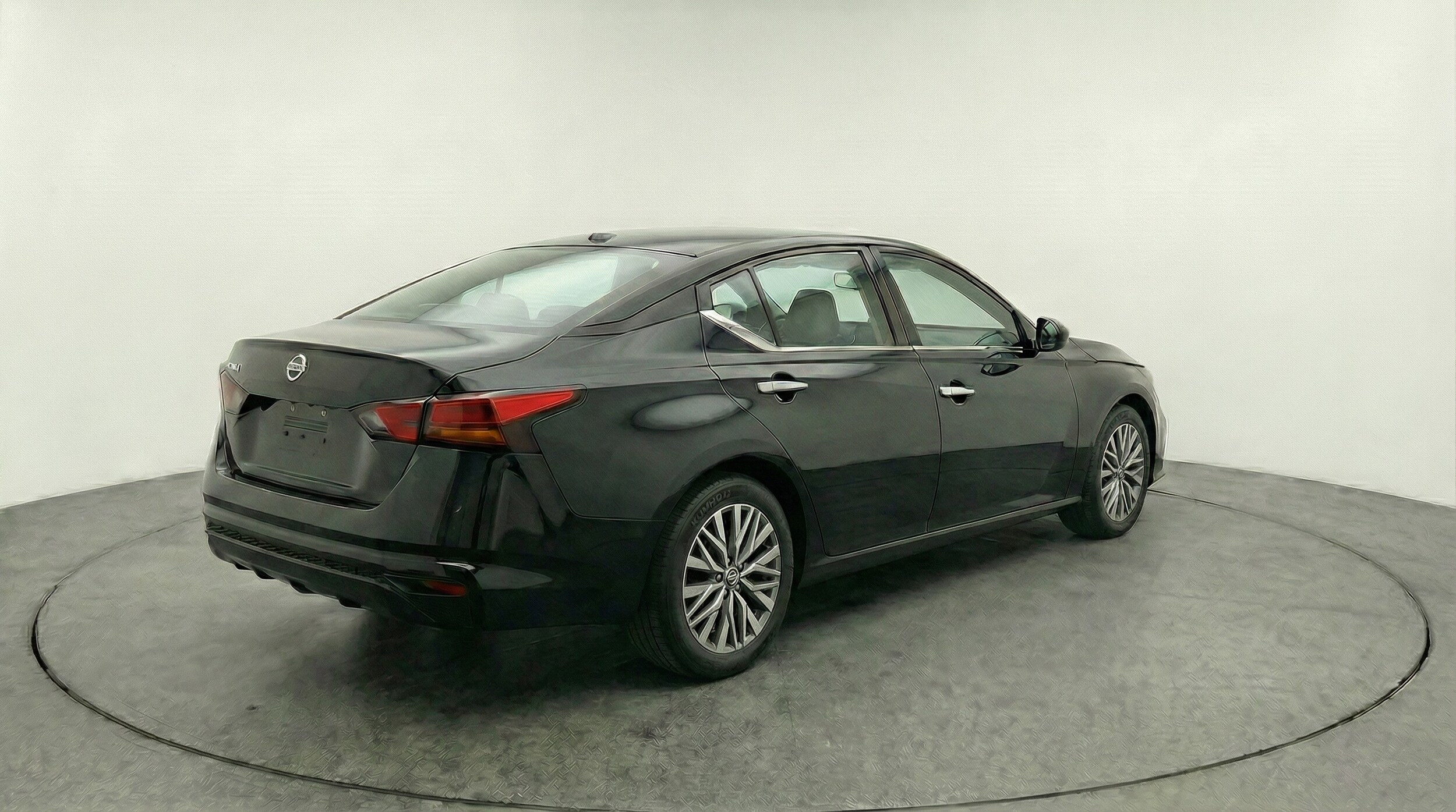 Thumbnail: 2025 Nissan Altima - 7