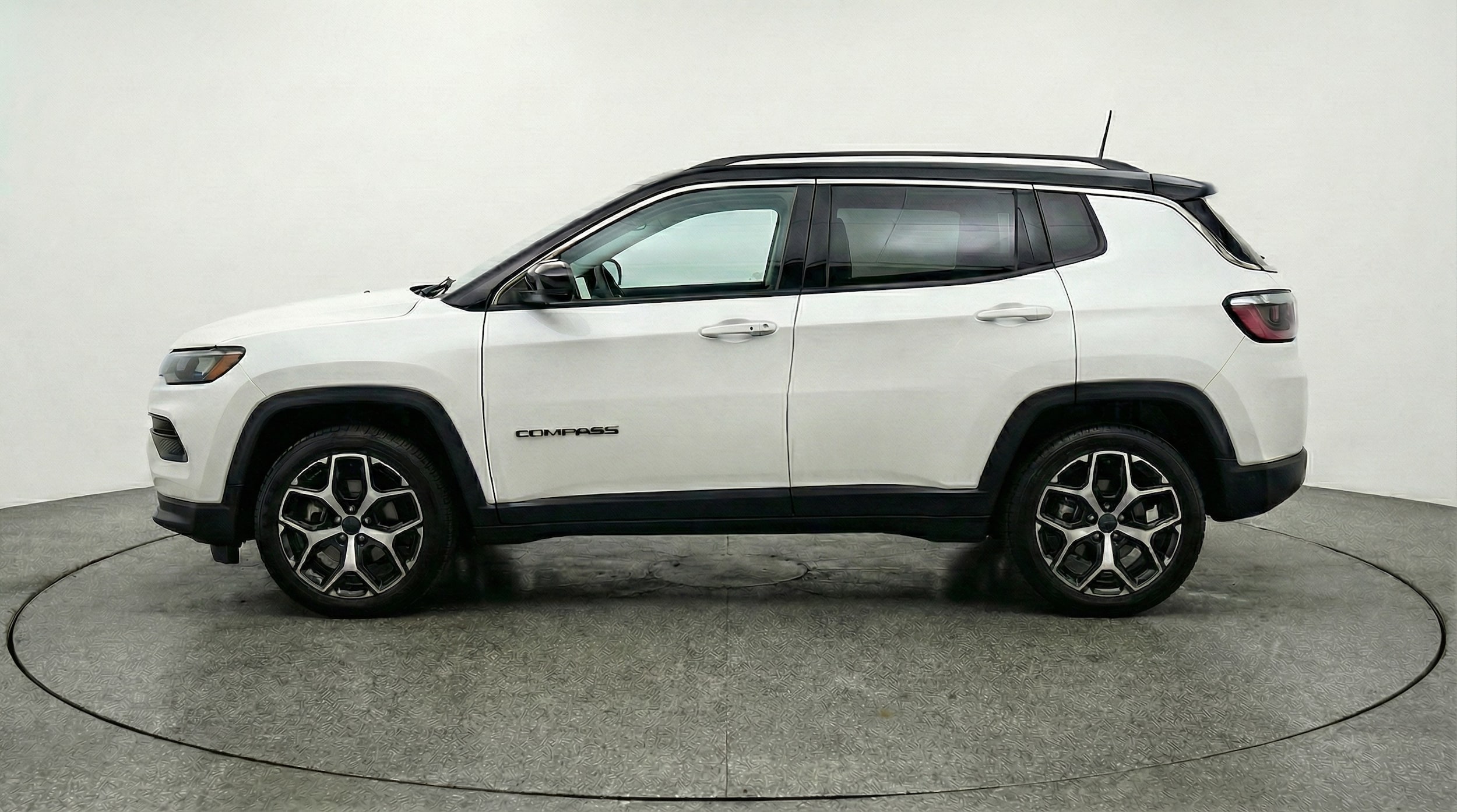Thumbnail: 2025 Jeep Compass - 4
