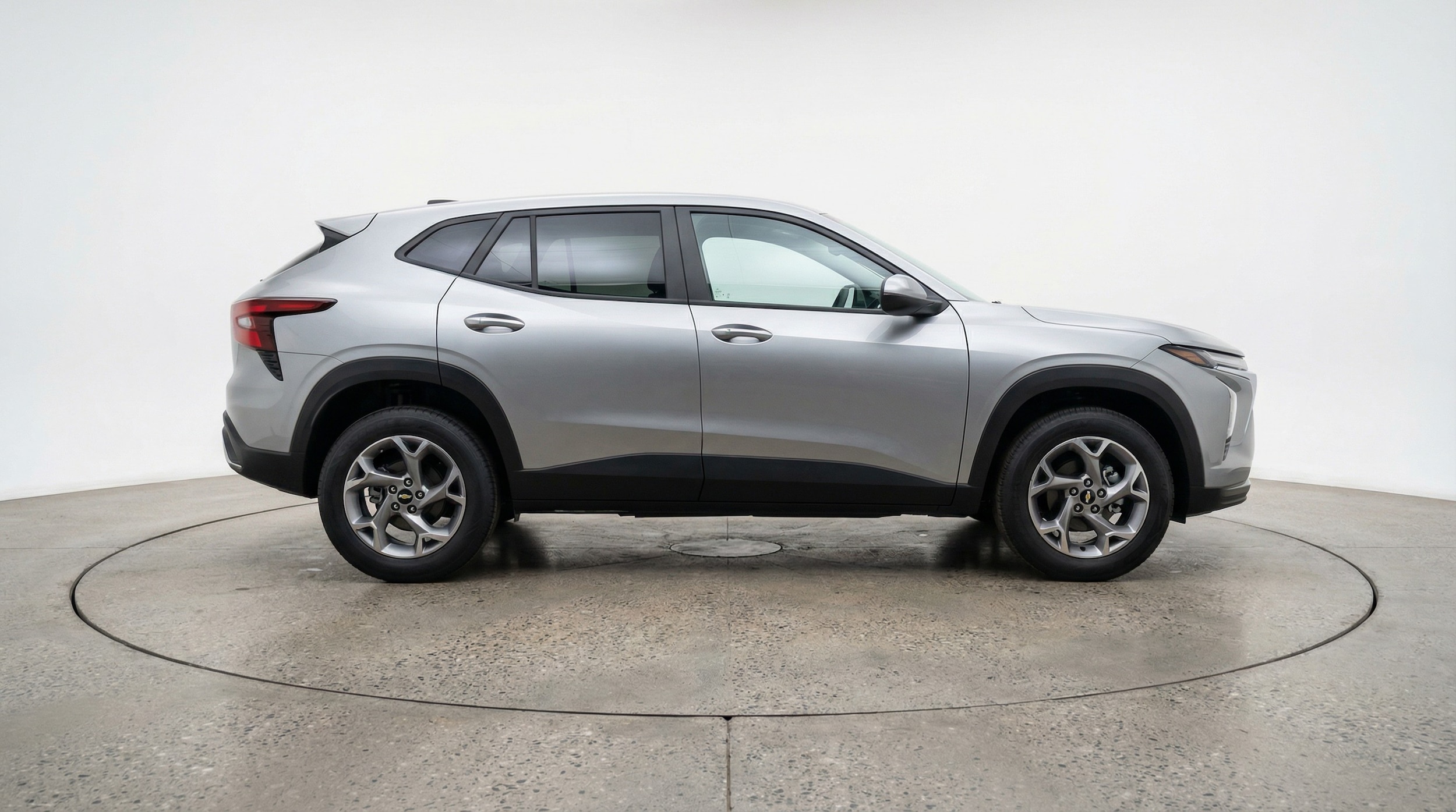 Thumbnail: 2025 Chevrolet Trax - 8