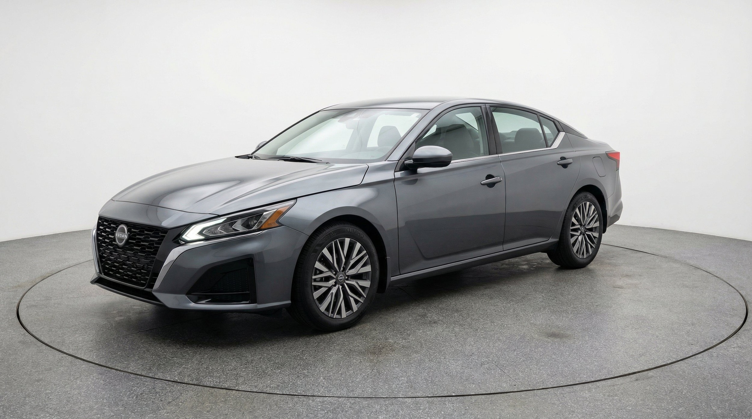 Thumbnail: 2025 Nissan Altima - 3