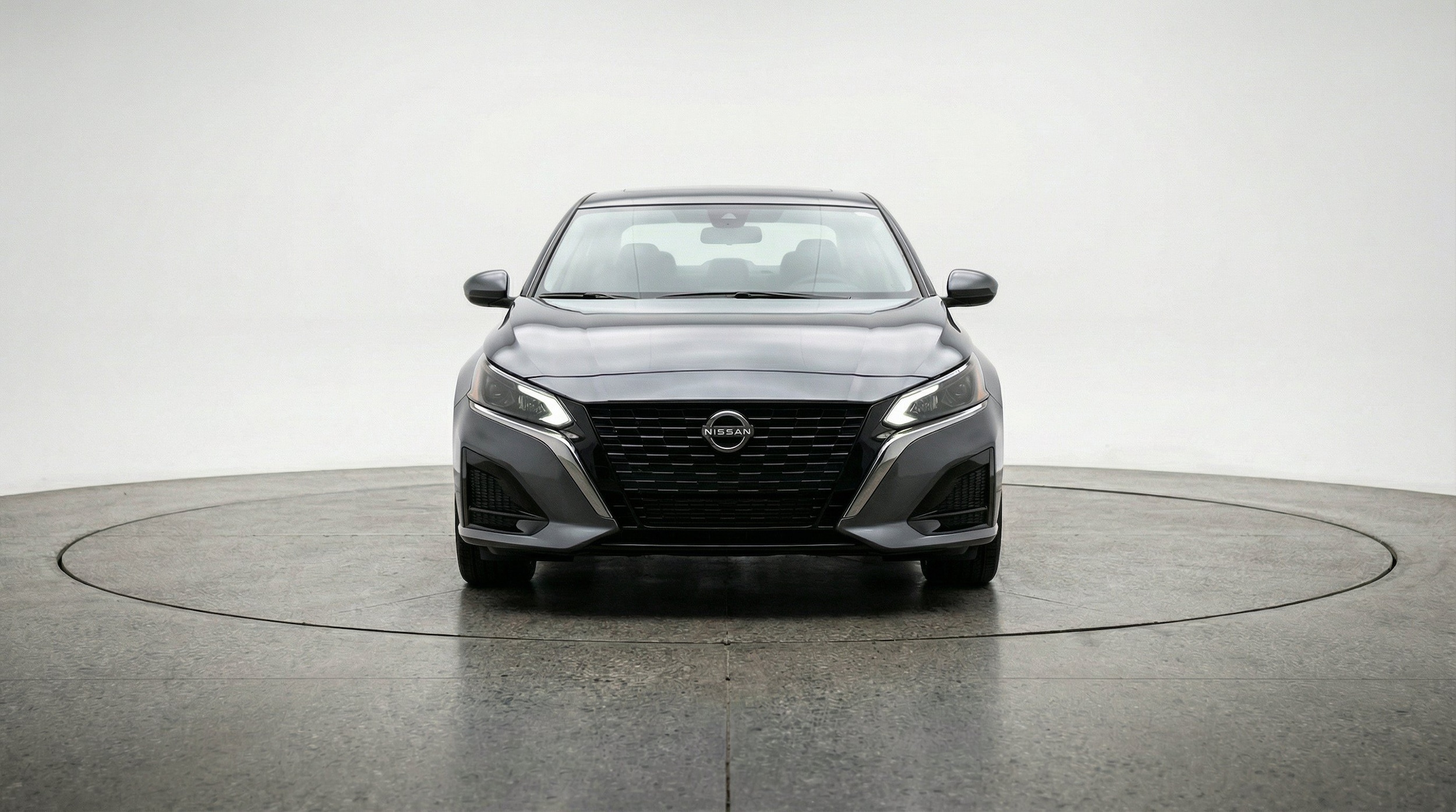 Thumbnail: 2025 Nissan Altima - 2