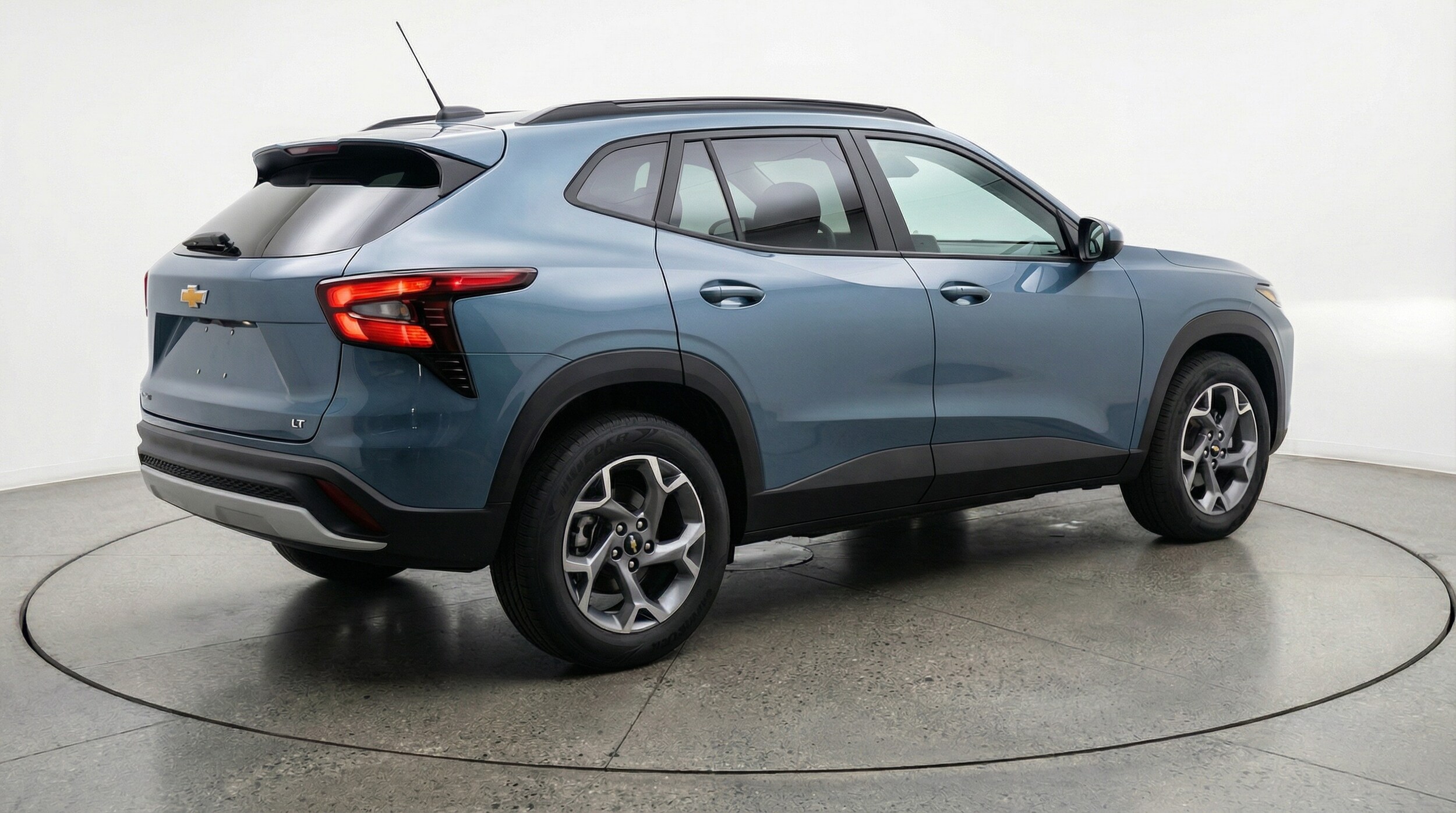 Thumbnail: 2025 Chevrolet Trax - 7