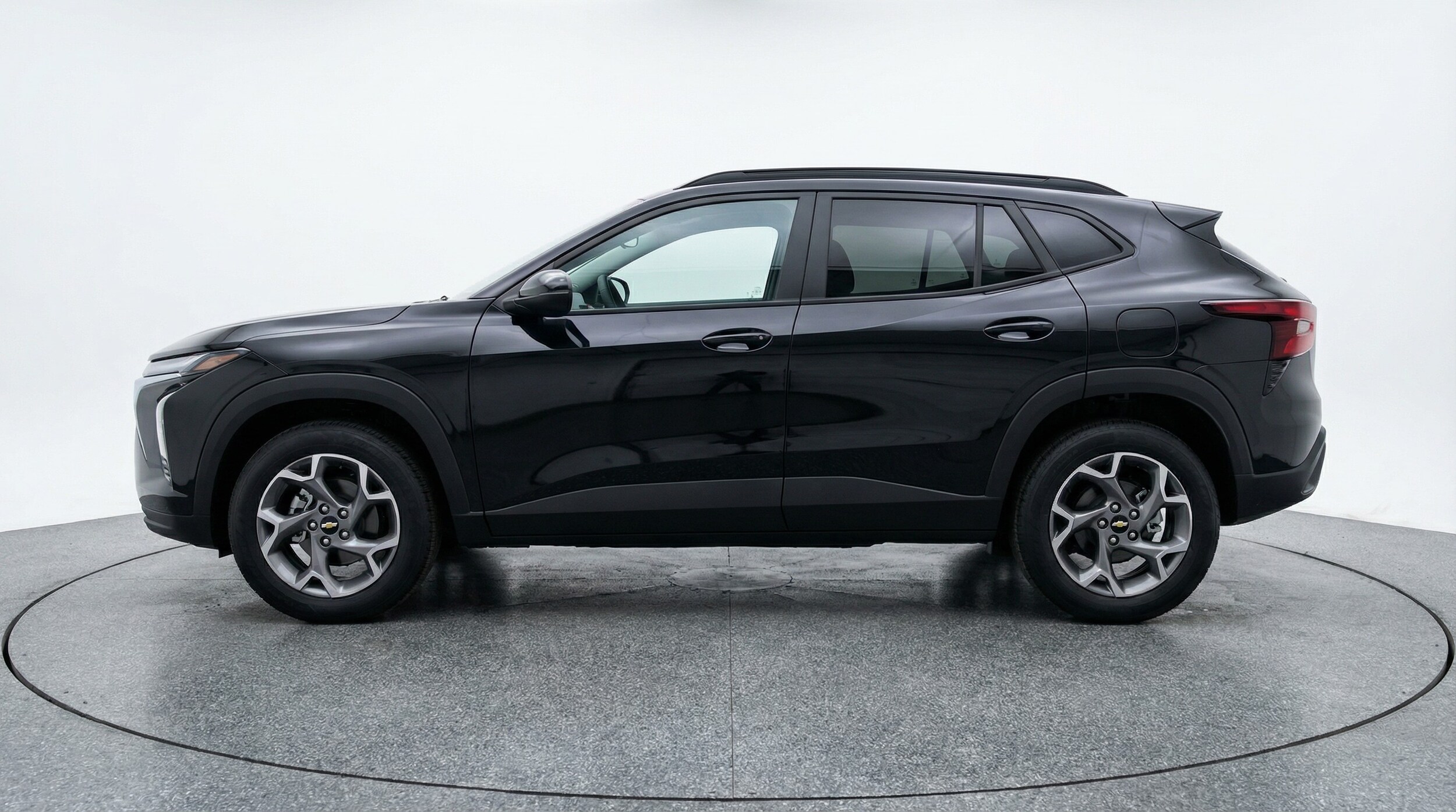 Thumbnail: 2025 Chevrolet Trax - 4