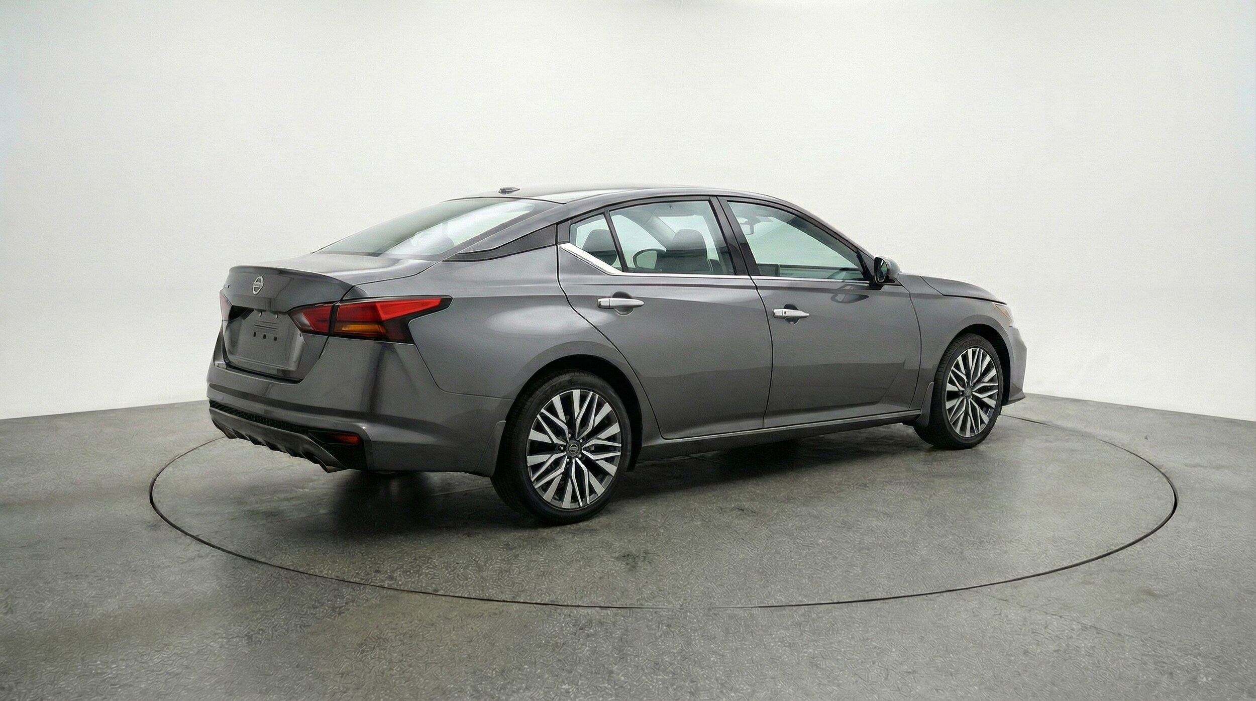 Thumbnail: 2025 Nissan Altima - 7