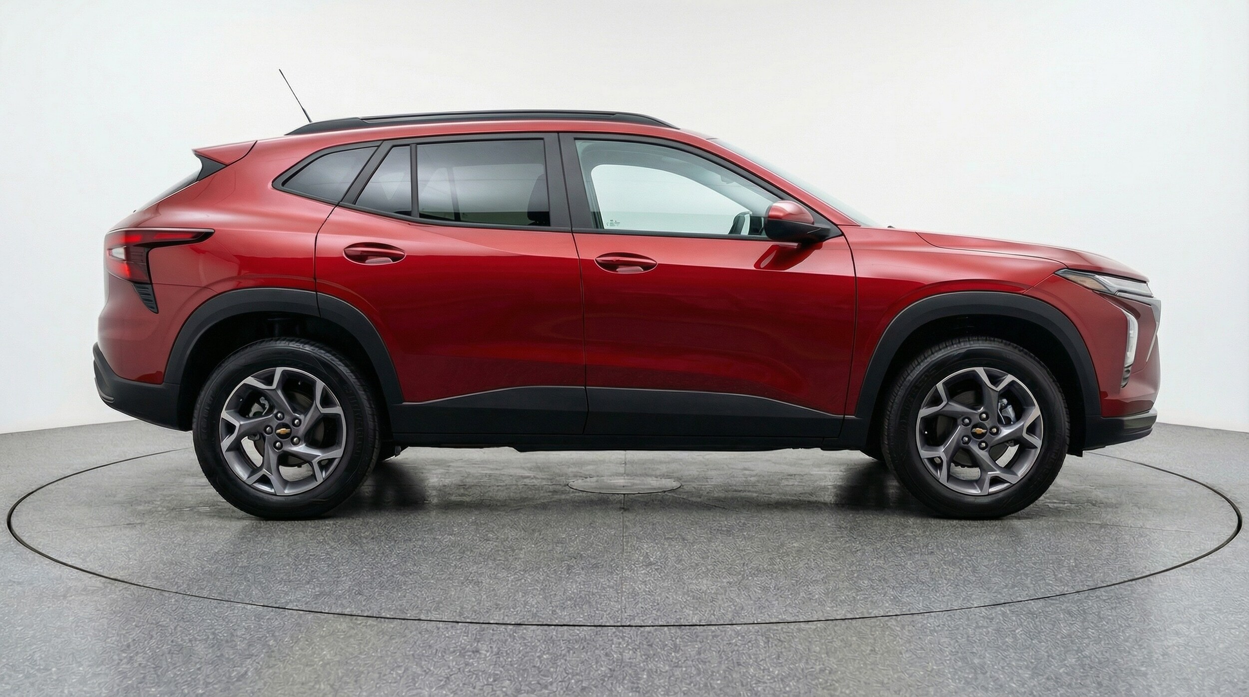 Thumbnail: 2025 Chevrolet Trax - 8