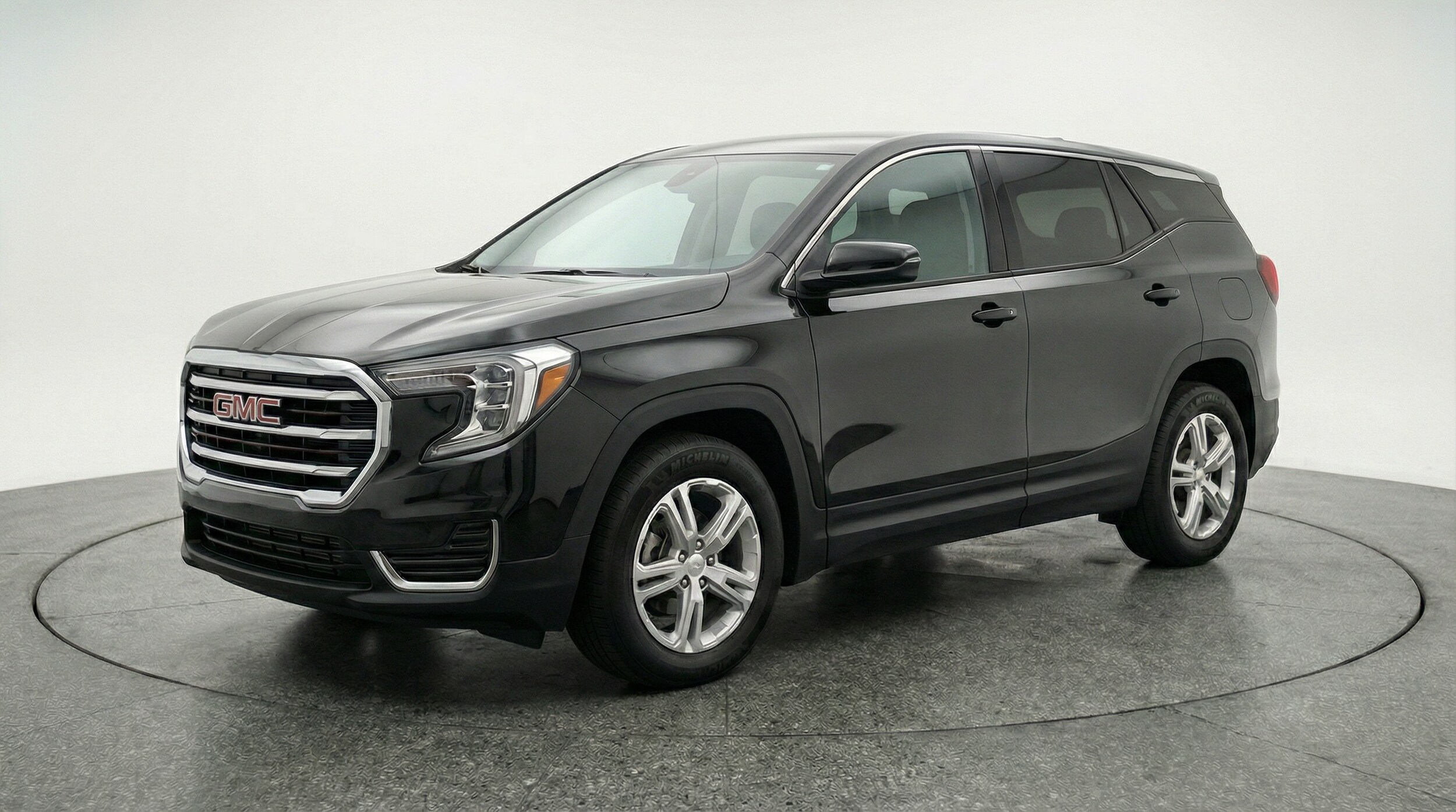 Thumbnail: 2024 GMC Terrain - 3