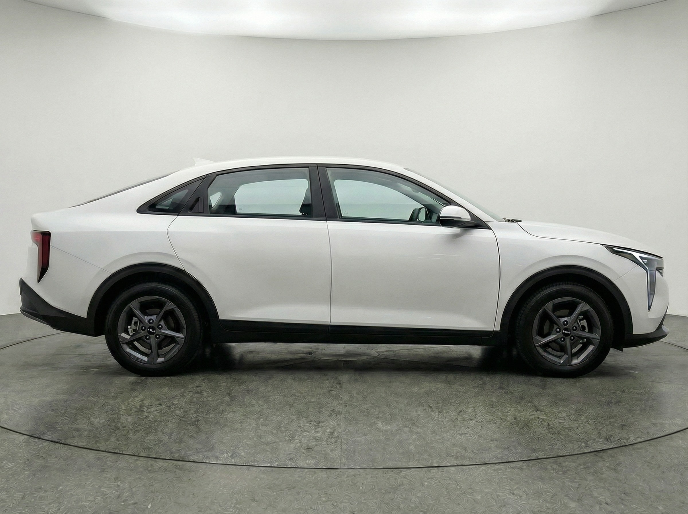 Thumbnail: 2025 Kia K4 - 8